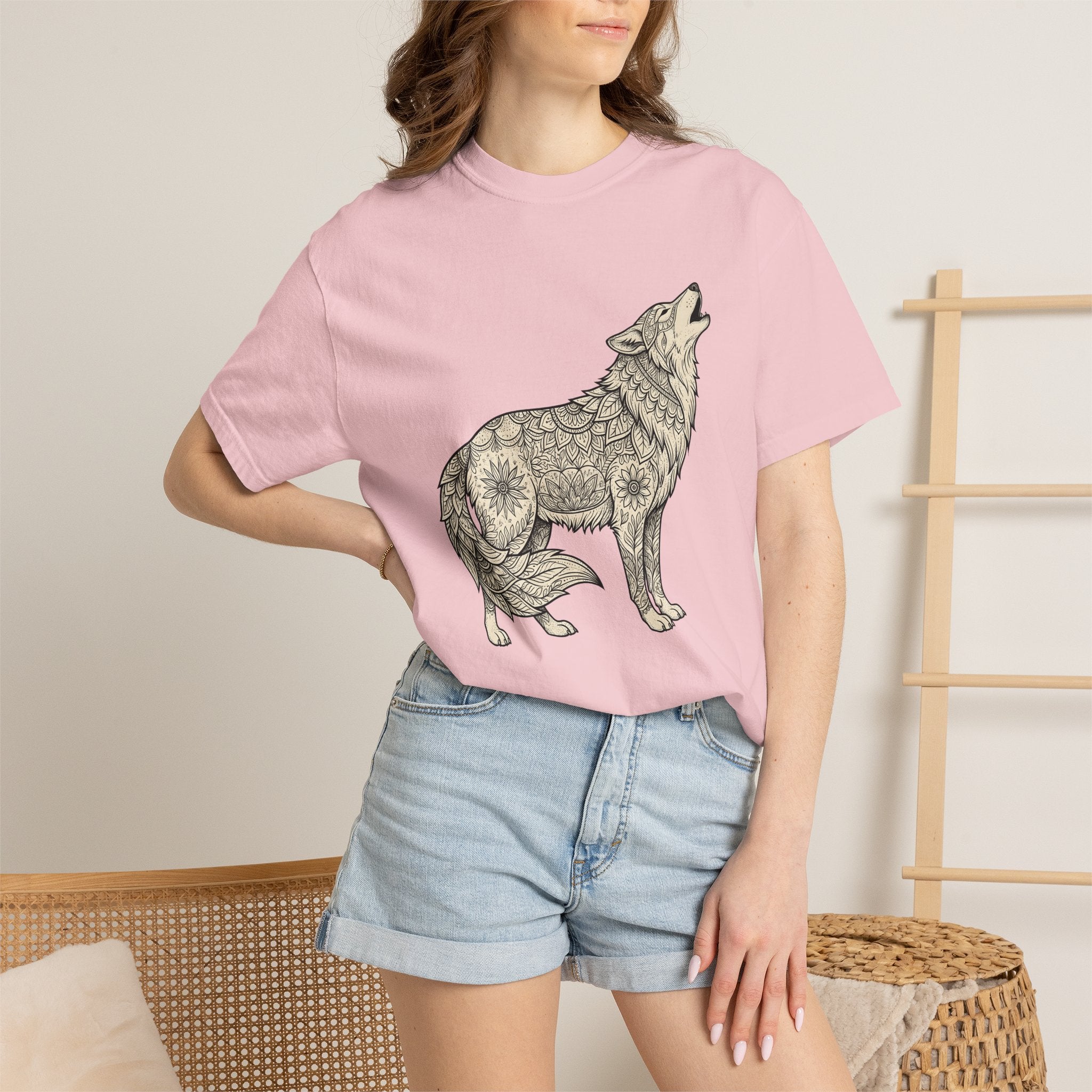 Wolf Emblem Shirt Animals Wildlife Gift Women Tribal Tee Wolf T-Shirt Animal Fan Wolfen Tshirt Wildlife Graphic Doodle Bloom Motif Tshirt