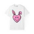 Bunny Heart Shirt Easter Kawaii Gift Women Cartoon Tee Rabbit T-Shirt Easter Fan Cute Tshirt Adorable Illustration Pop Art Smiley Face