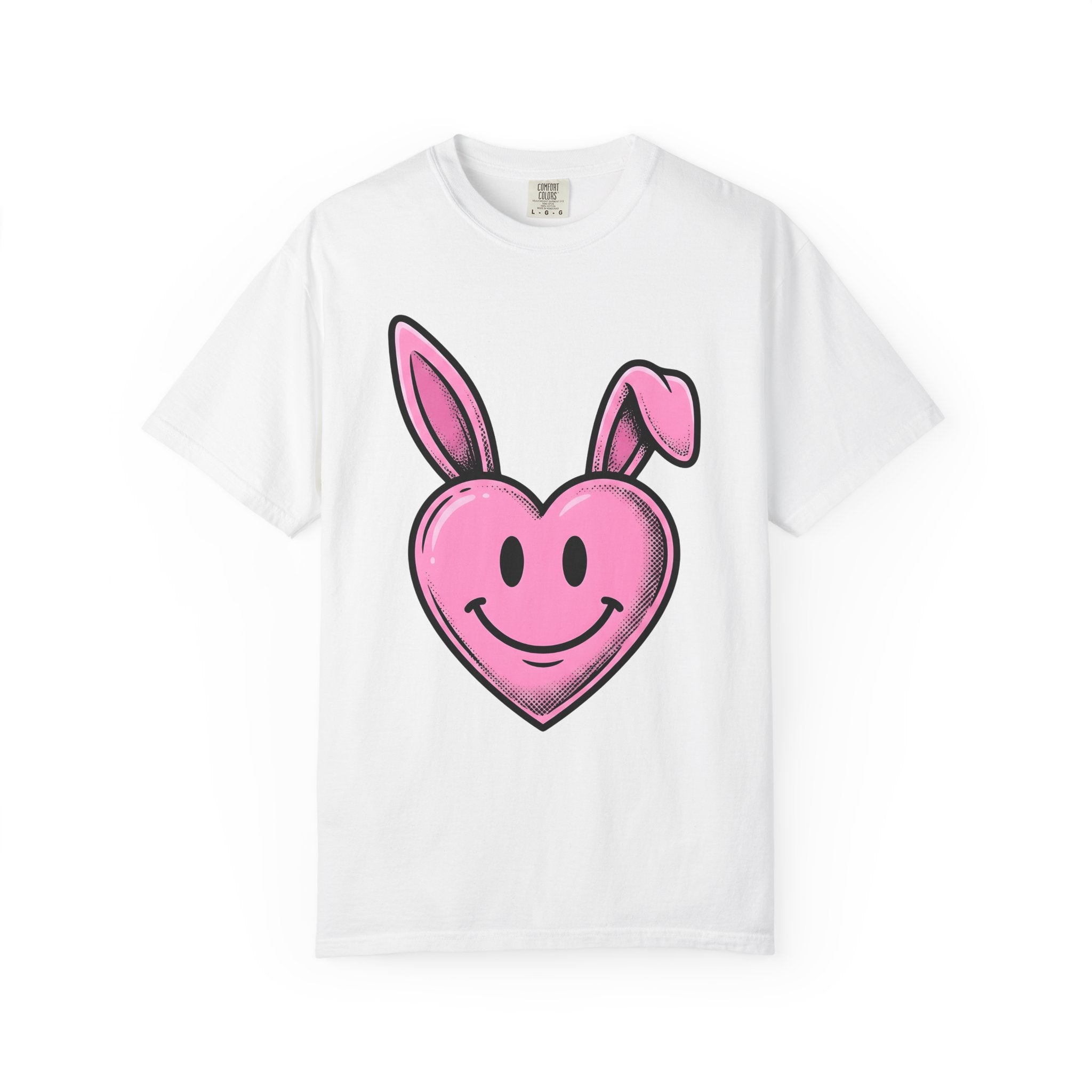 Bunny Heart Shirt Easter Kawaii Gift Women Cartoon Tee Rabbit T-Shirt Easter Fan Cute Tshirt Adorable Illustration Pop Art Smiley Face