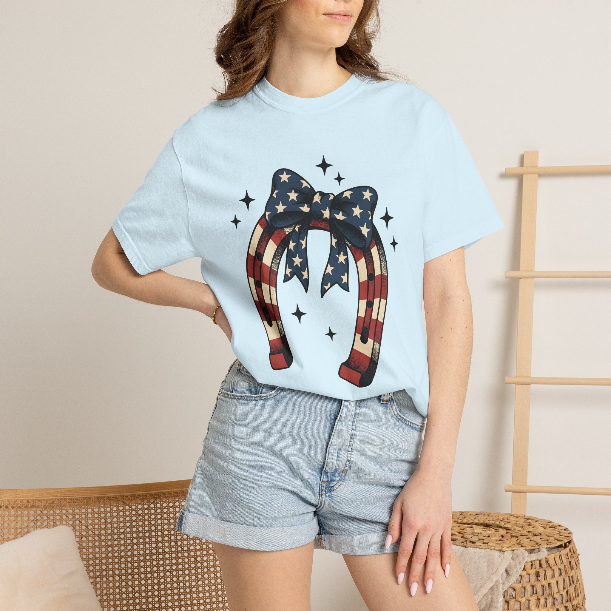 Patriotic Horseshoe Shirt 4th Of July Western Gift Women Vintage Tee Horseshoe T-Shirt Independence Day Fan Distressed Tshirt Cowboy Graphic