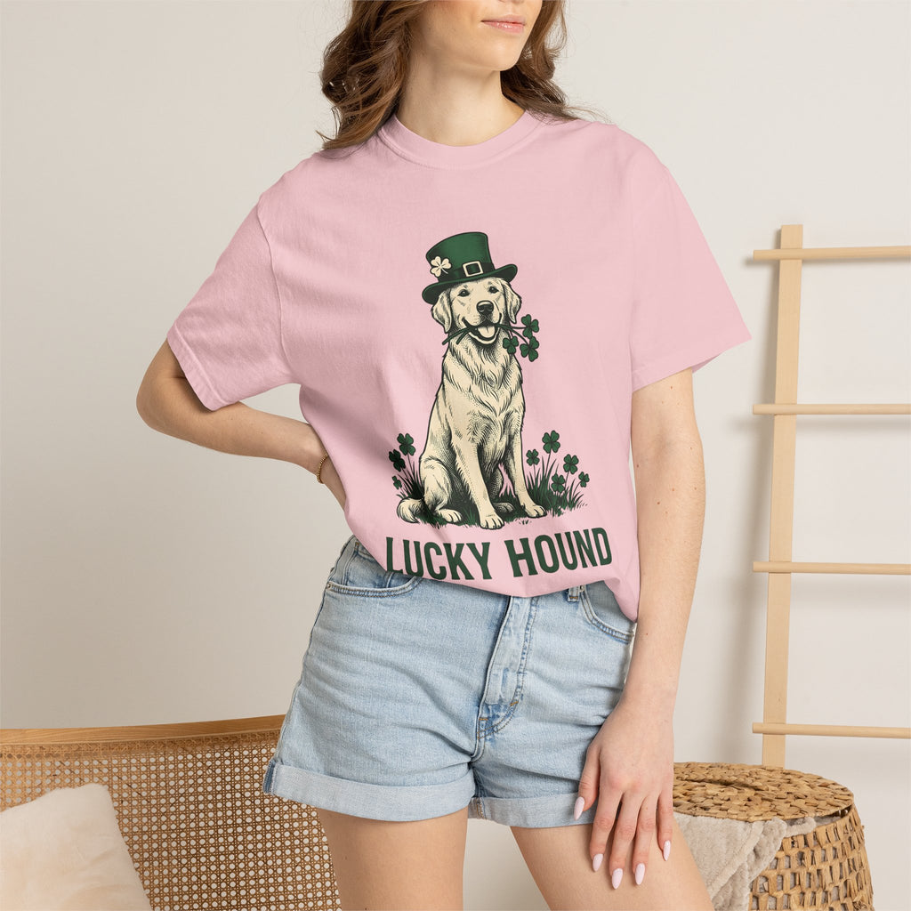Golden Retriever Shirt St Patrick's Day Dog Gift Women Vintage Tee Retriever T-Shirt Luck Fan Retro Tshirt Dog Graphic Hand Drawn Shamrock