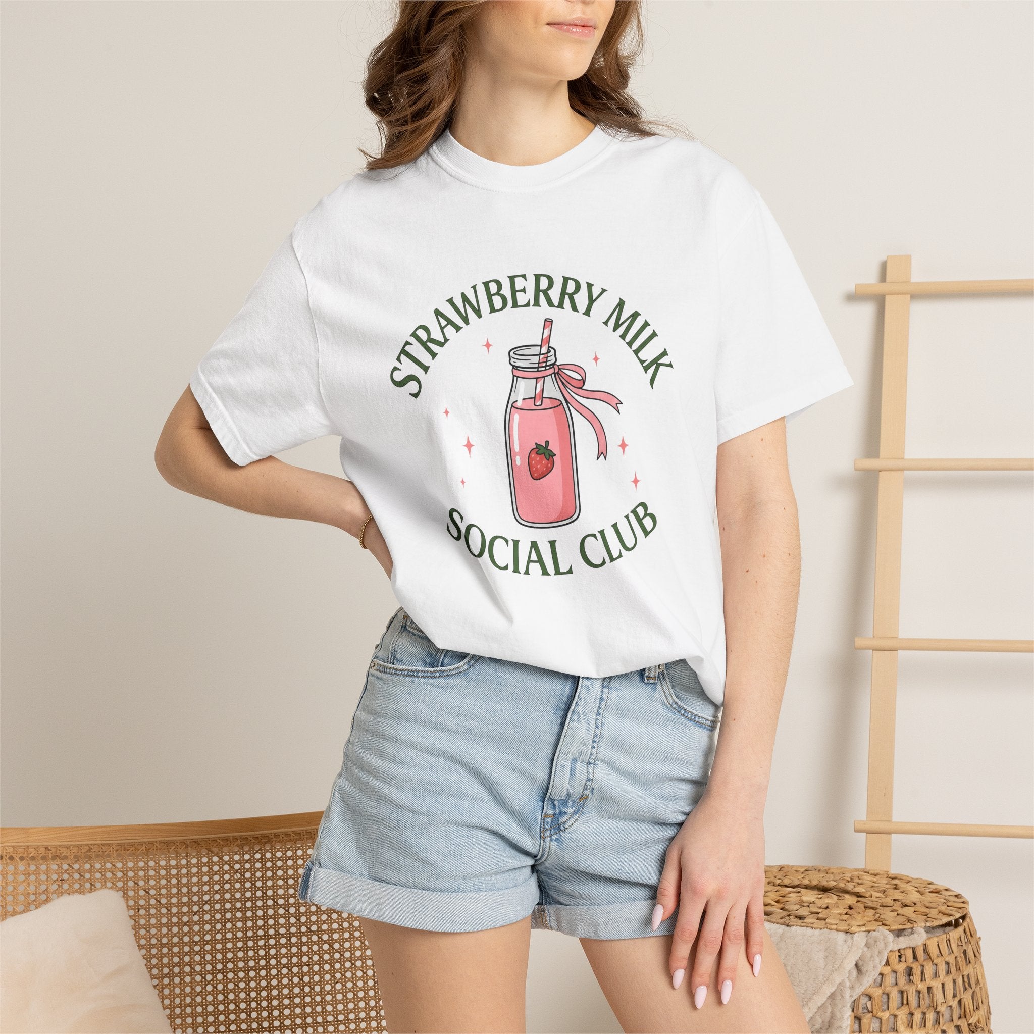 Strawberry Milk Bottle Shirt Desserts Beverage Gift Women Kawaii Tee Milk Bottle T-Shirt Dessert Fan Cute Tshirt Drink Graphic Retro Pink
