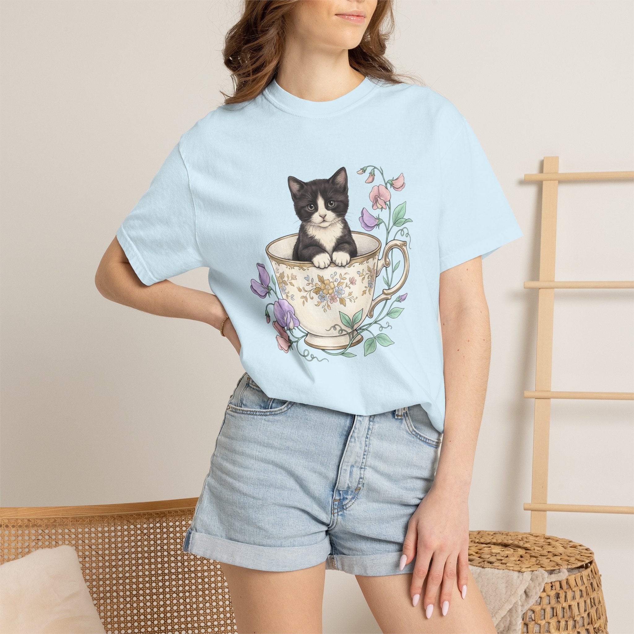 Cat Teacup Shirt Cat Leaves Gift Women Floral Design Tee Kitty T-Shirt Feline Fan Floral Tshirt Foliage Graphic Shabby Chic Petals Tshirt