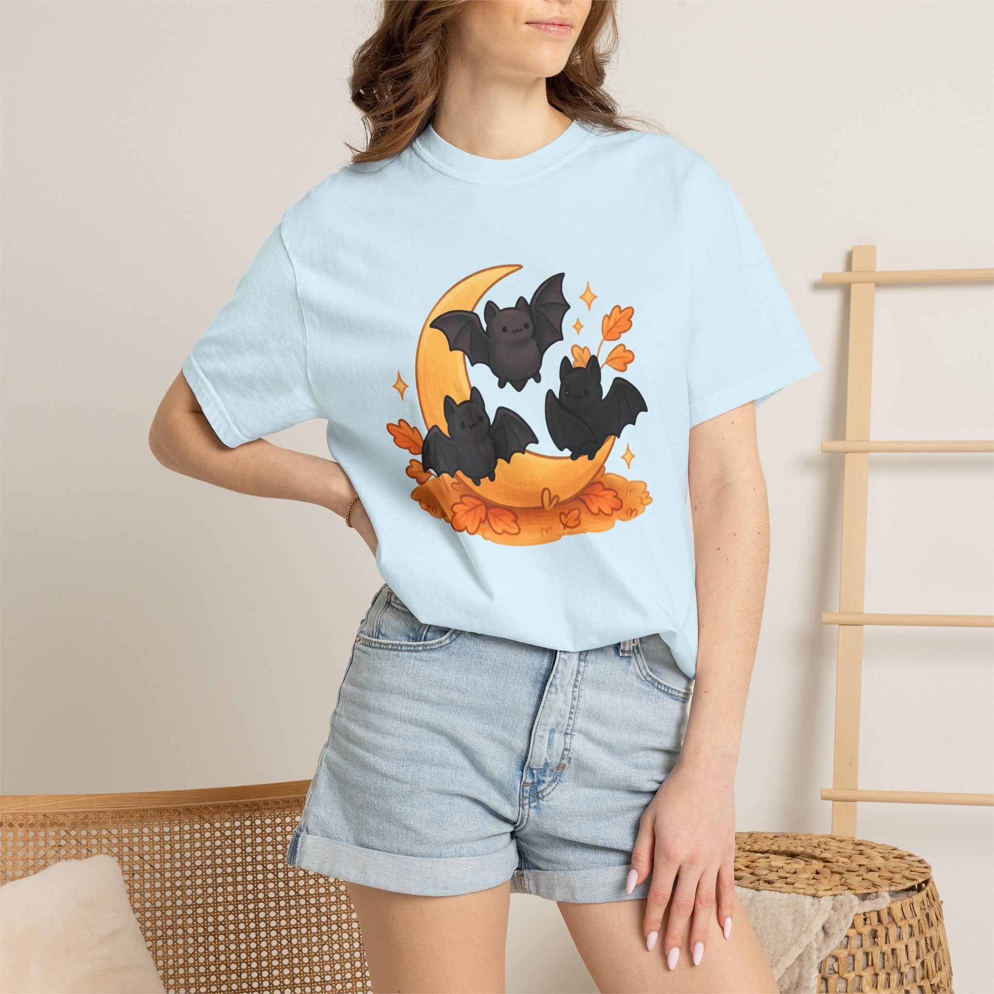 Cute Bats Shirt Halloween Autumn Gift Women Kawaii Tee Flying Fox T-Shirt Halloween Fan Cute Illustration Fall Graphic Hand Drawn Crescent