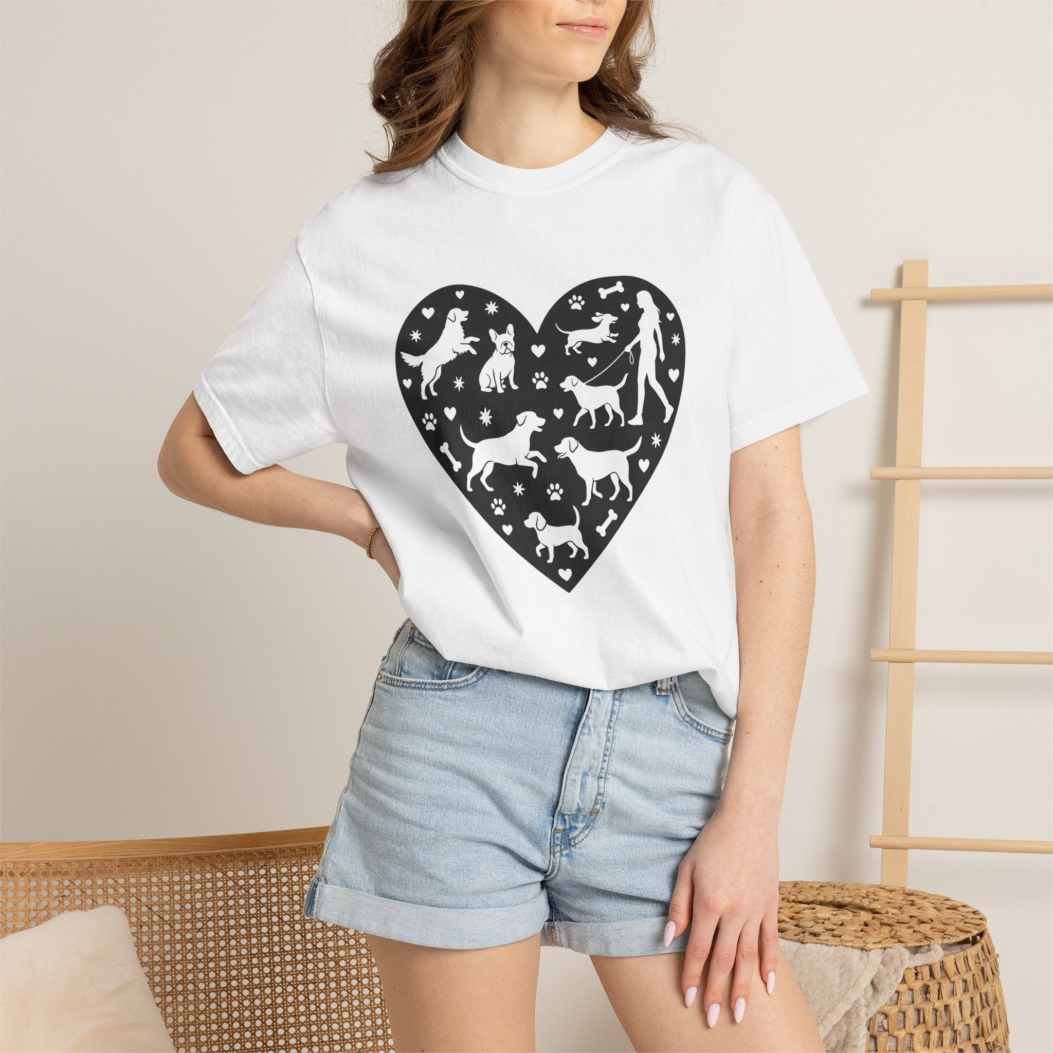 Dog Heart Shirt Dog Mom Pet Gift Women Silhouette Tee Canine T-Shirt Dog Mom Fan Outline Tshirt Animal Graphic Minimalist Paw Print Tshirt