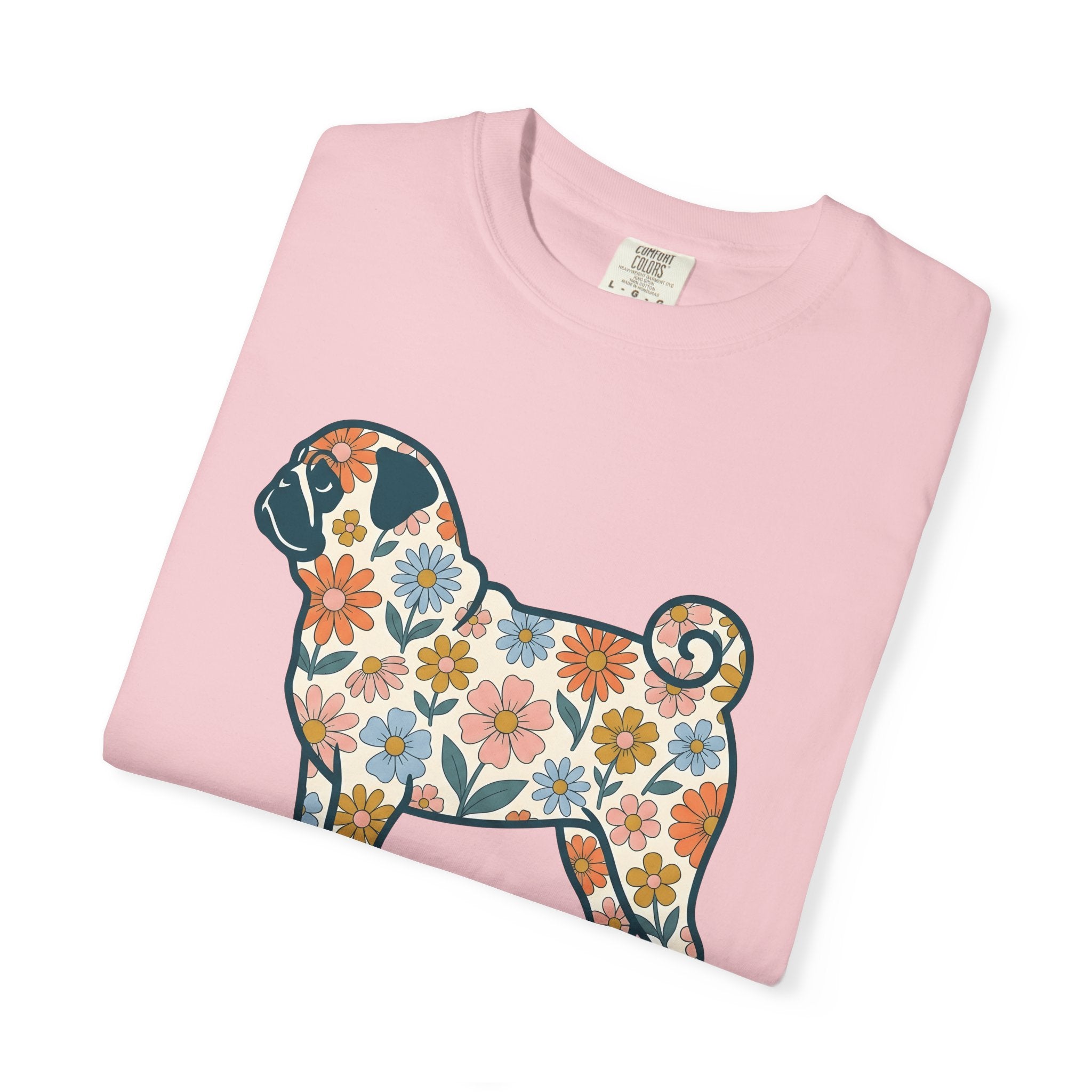 Pug Dog Shirt Dog Floral Gift Women Floral Graphic Tee Puggle T-Shirt Dog Fan Graphic Tshirt Botanical Illustration Retro Daisy Tshirt
