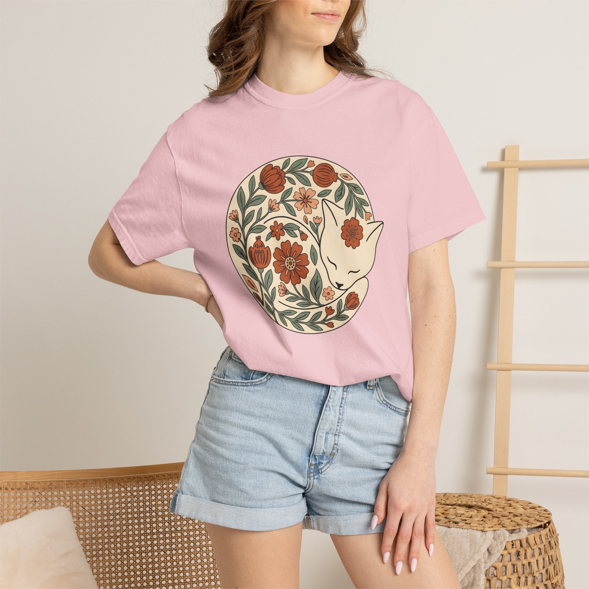 Blossom Cat Shirt Cat Garden Gift Women Tribal Tee Kitty T-Shirt Feline Fan Tribalism Tshirt Yard Graphic Clean Petals Tshirt