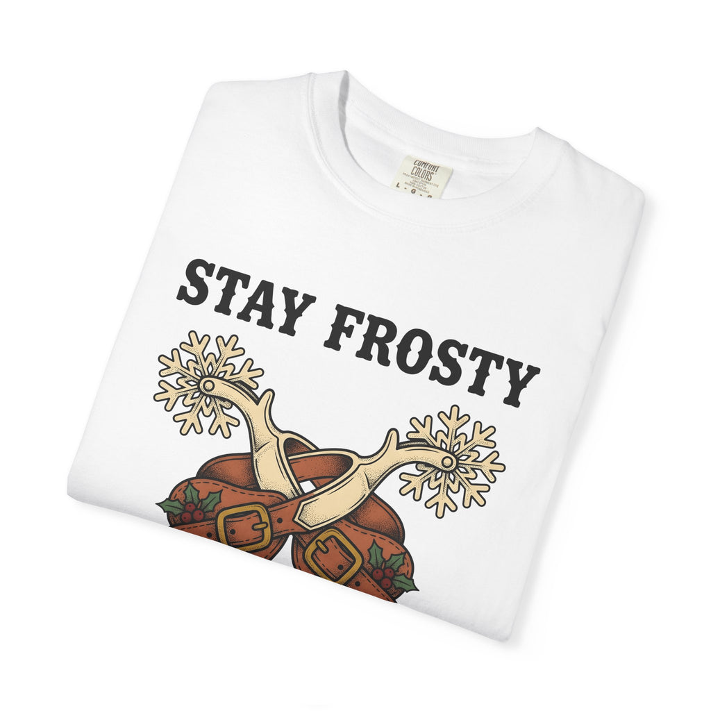 Snowflake Pistols Shirt Christmas Cowboy Gift Women Vintage Tee Gunslinger T-Shirt Xmas Fan Retro Tshirt Rodeo Graphic Western Holly Tshirt