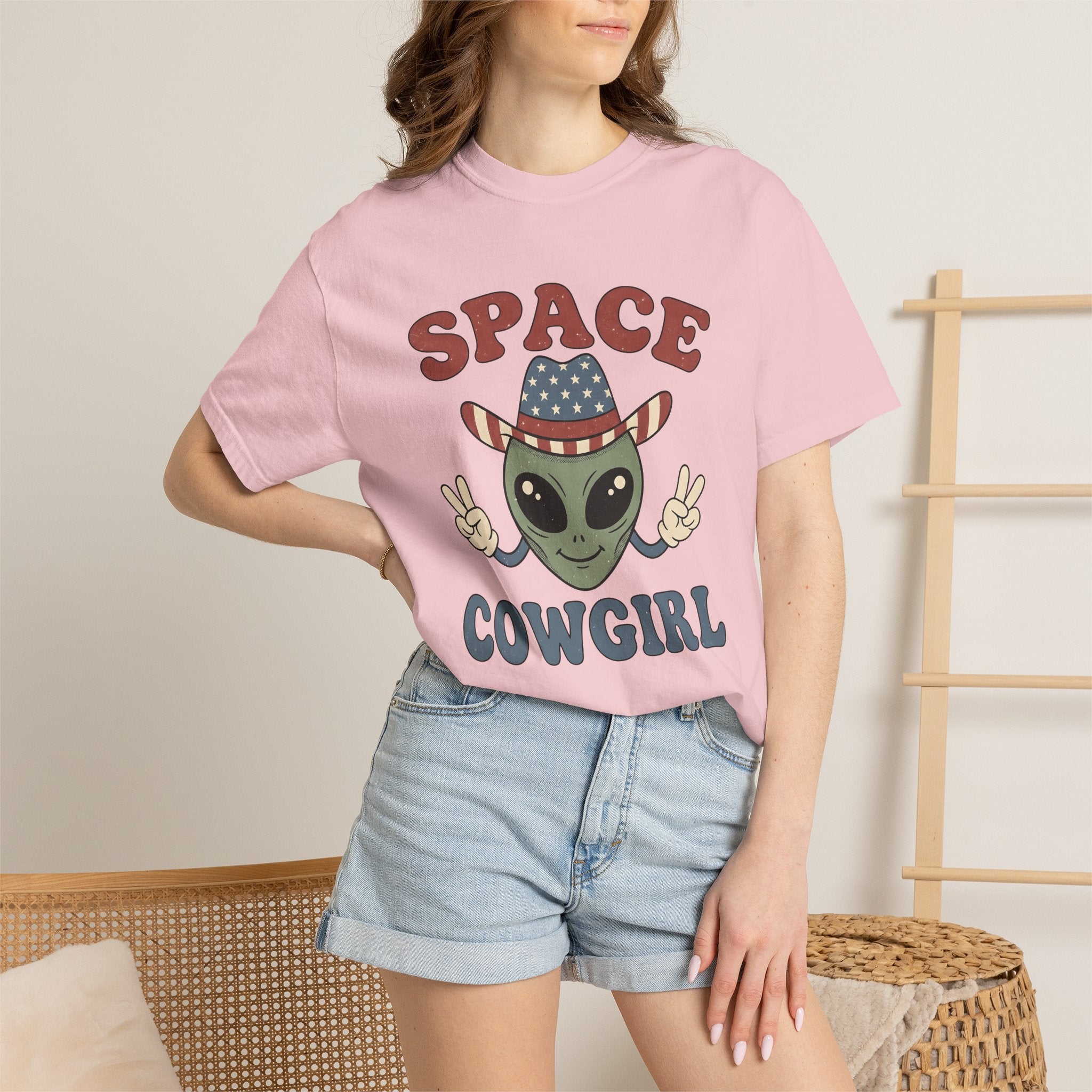 Alien Cowboy Hat Shirt Cowgirl Cosmos Gift Women Animated Tee Space Hat T-Shirt Cowgirl Fan Cartoon Tshirt Galaxy Graphic Old School Peace