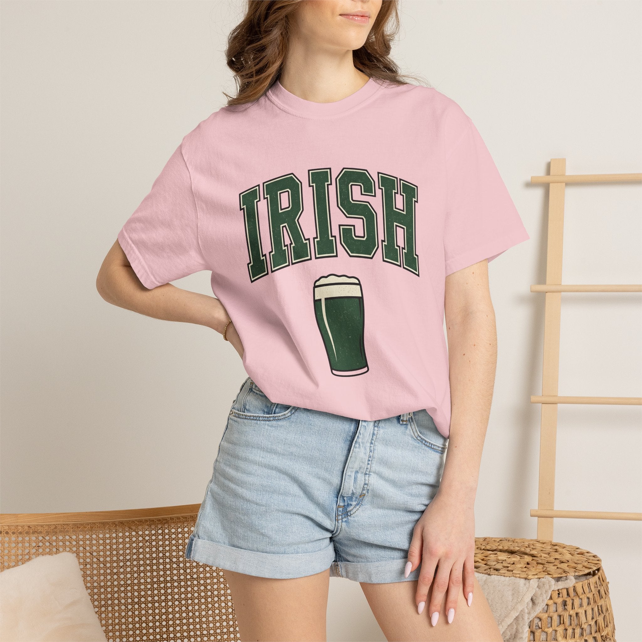 Pint Glass Shirt St Patrick's Day Liquor Gift Women Hand Drawn Tee Beer Glass T-Shirt Shamrock Fan Illustrated Tshirt Cocktail Graphic