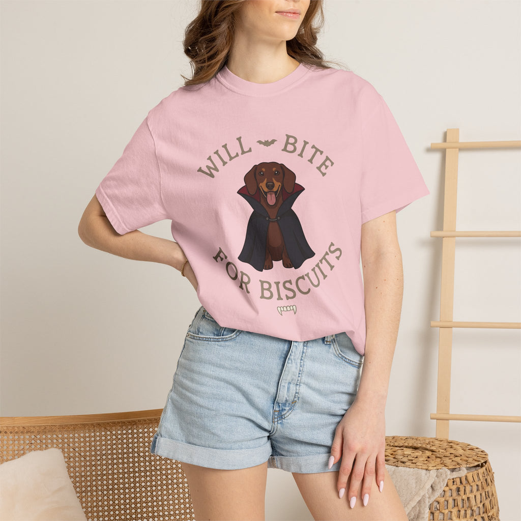Dachshund Vampire Shirt Dog Holiday Gift Women Anime Tee Wiener Dog T-Shirt Dog Fan Cartoon Tshirt Seasonal Graphic Sketch Bat Tshirt