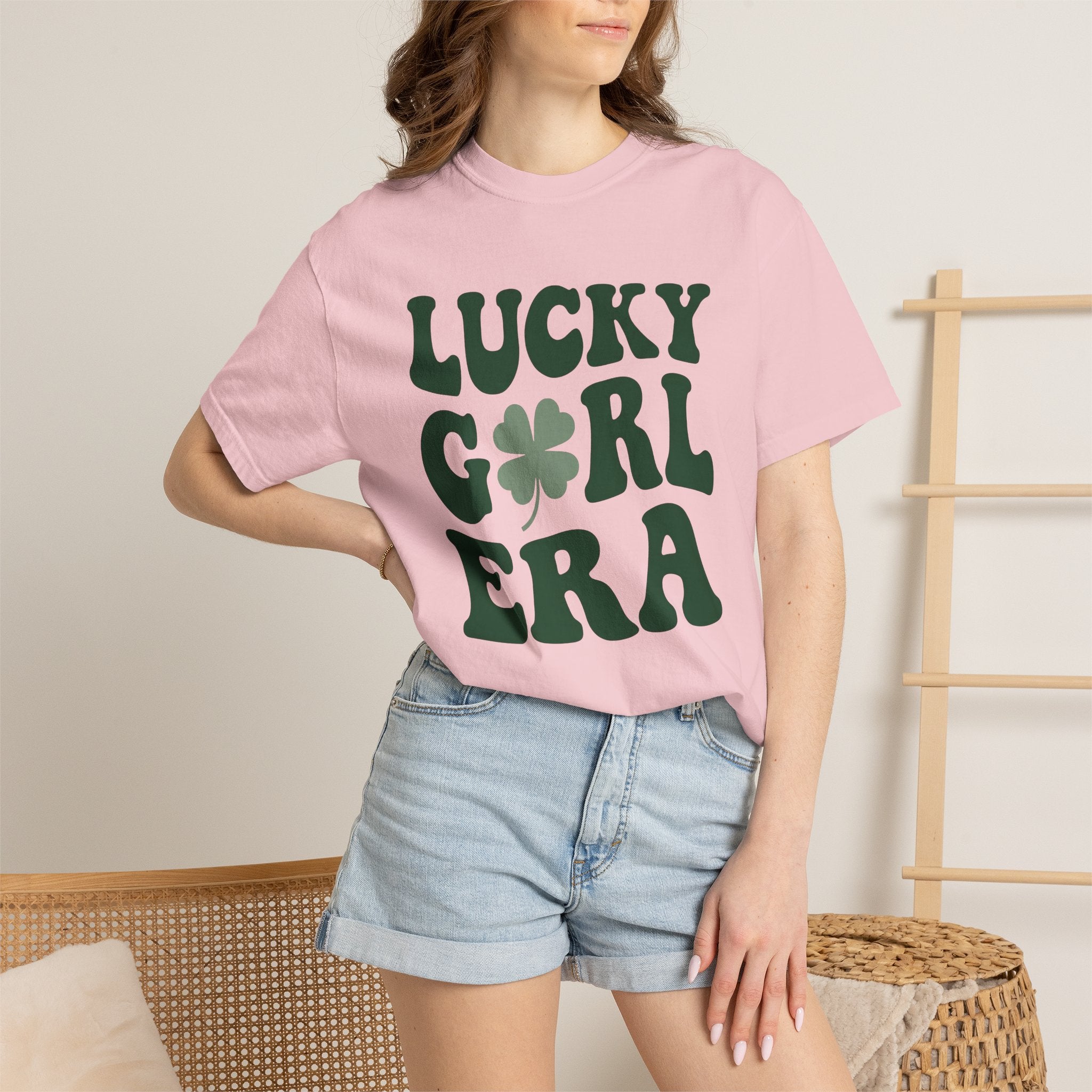 Shamrock Image Shirt St Patrick's Day Festivity Gift Women 70s Tee Shamrock T-Shirt St Patricks Fan Retro Tshirt Celebration Graphic Antique
