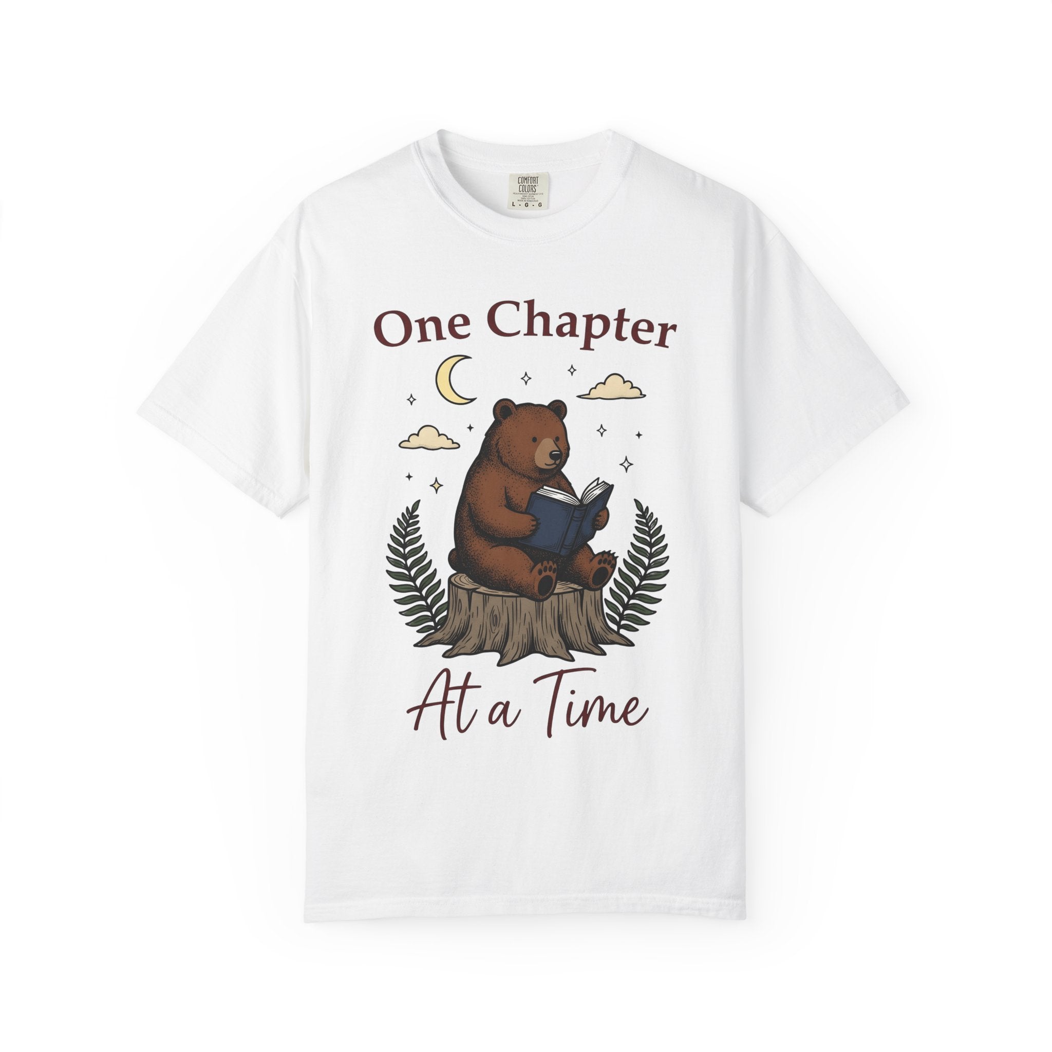 Bear Reading Shirt Book Creatures Gift Women Playful Tee Teddy T-Shirt Bibliophile Fan Cute Tshirt Animal Graphic Classic Moonlight Tshirt