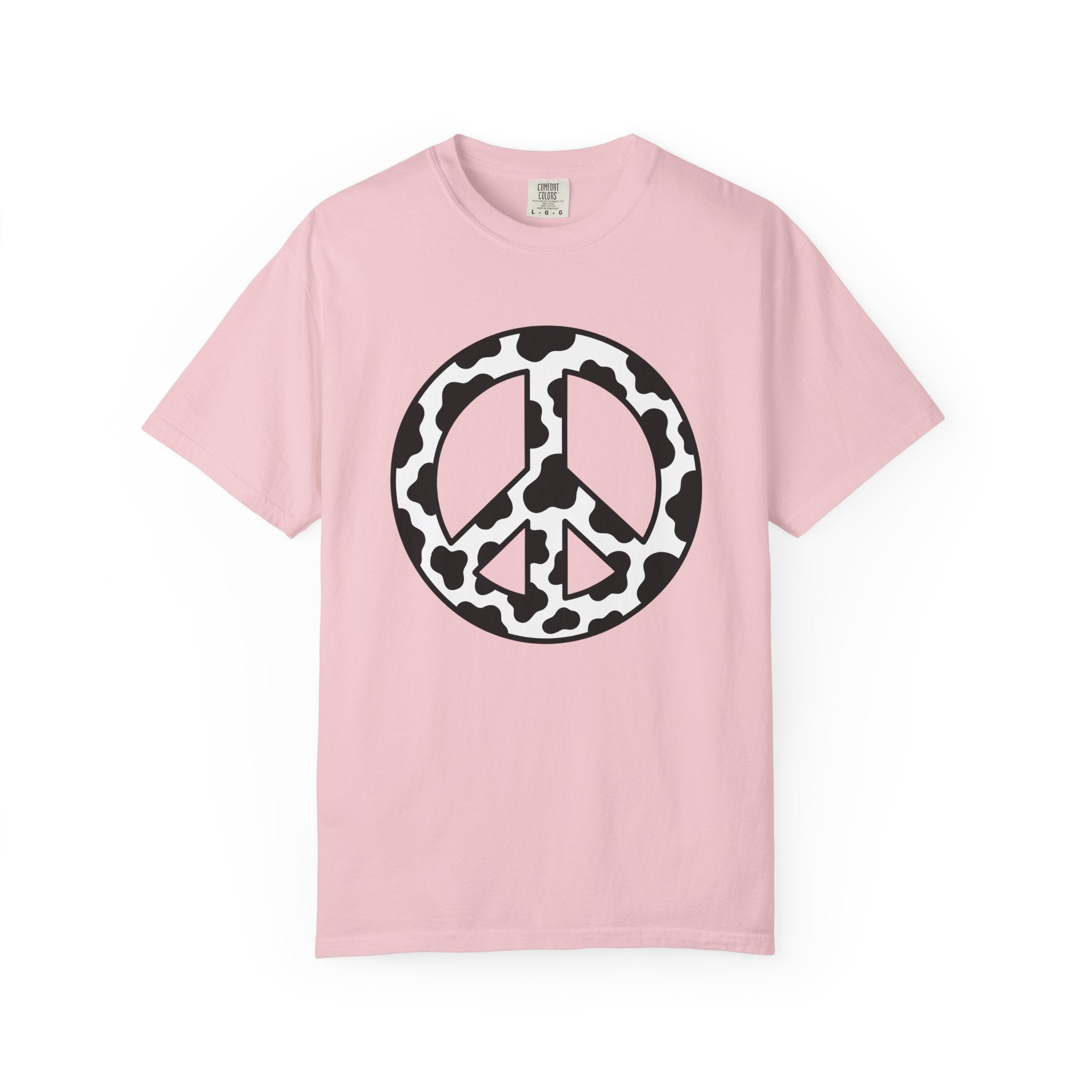 Cow Pattern Peace Symbol Shirt Cowgirl Boho Gift Women Graphic Tee Cow Print T-Shirt Rodeo Fan Western Tshirt Hippie Design Cowgirl Graphic