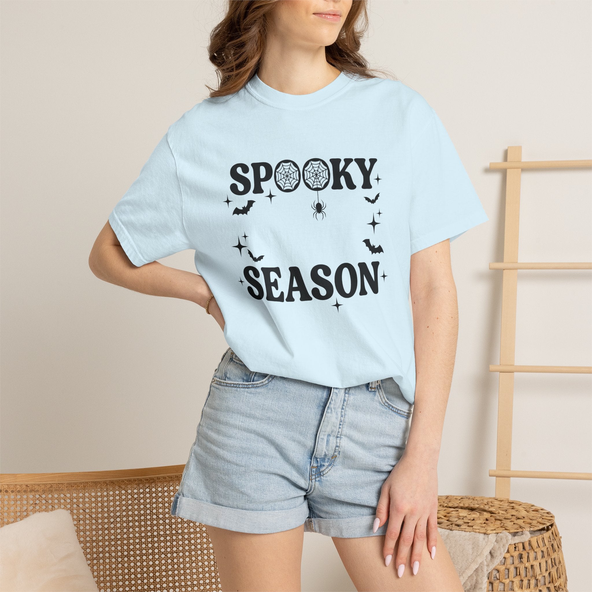 Spiderweb Bat Shirt Halloween Gothic Gift Women Bold Tee Batwing T-Shirt Horror Fan Dark Tshirt Gothic Graphic Retro Stars Tshirt