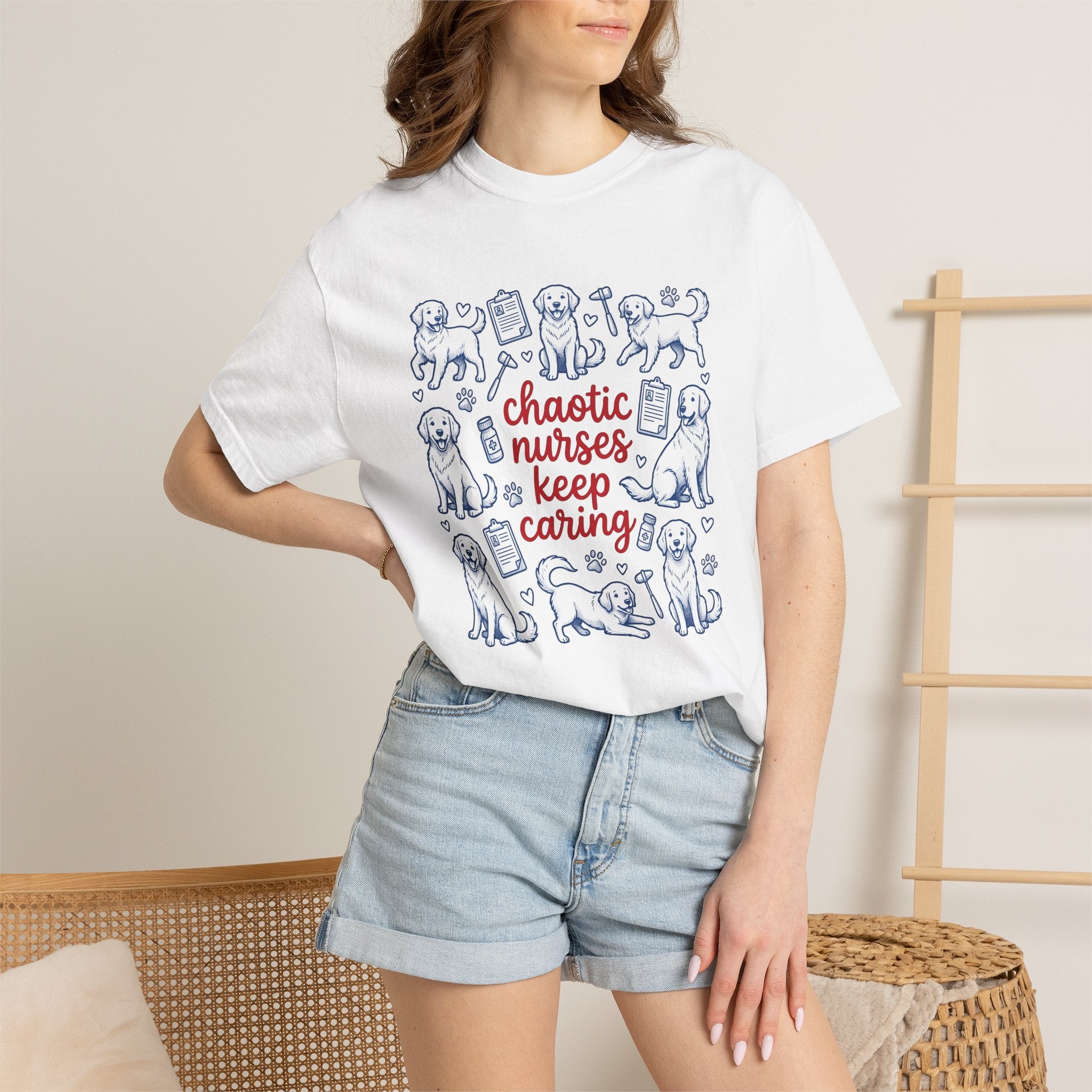 Golden Retrievers Shirt Nurses Canine Gift Women Doodle Tee Retriever T-Shirt Nurse Enthusiast Cartoon Tshirt Dog Graphic Classic Health