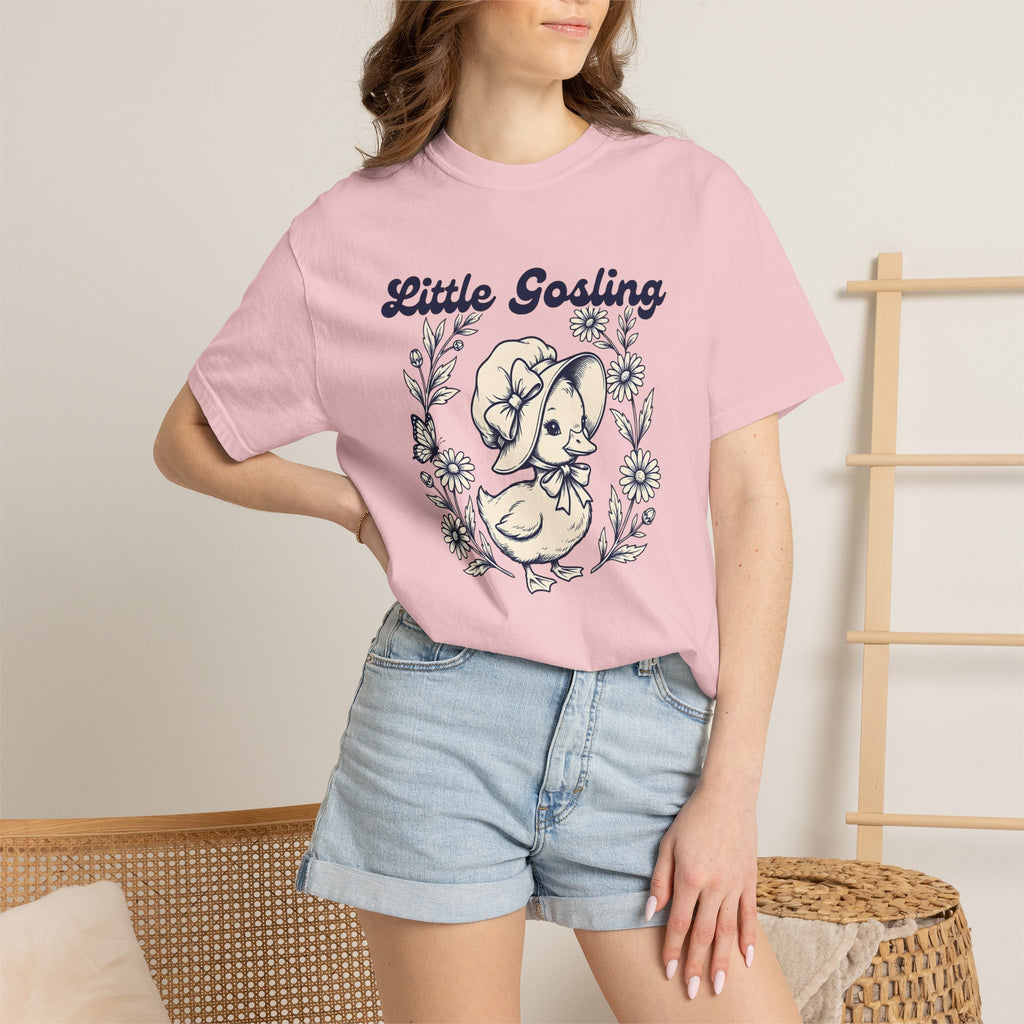 Duck Baby Shirt Farm Animals Garden Gift Women Classic Tee Duckling T-Shirt Livestock Fan Vintage Tshirt Floral Graphic Line Art Daisy Bloom