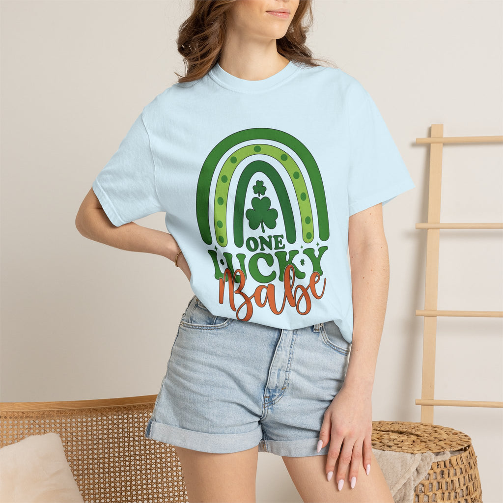 Shamrock Rainbow Shirt St Patrick's Day Holiday Gift Women Bold Tee Rainbow T-Shirt St Patricks Fan Vintage Tshirt Celebration Graphic Retro