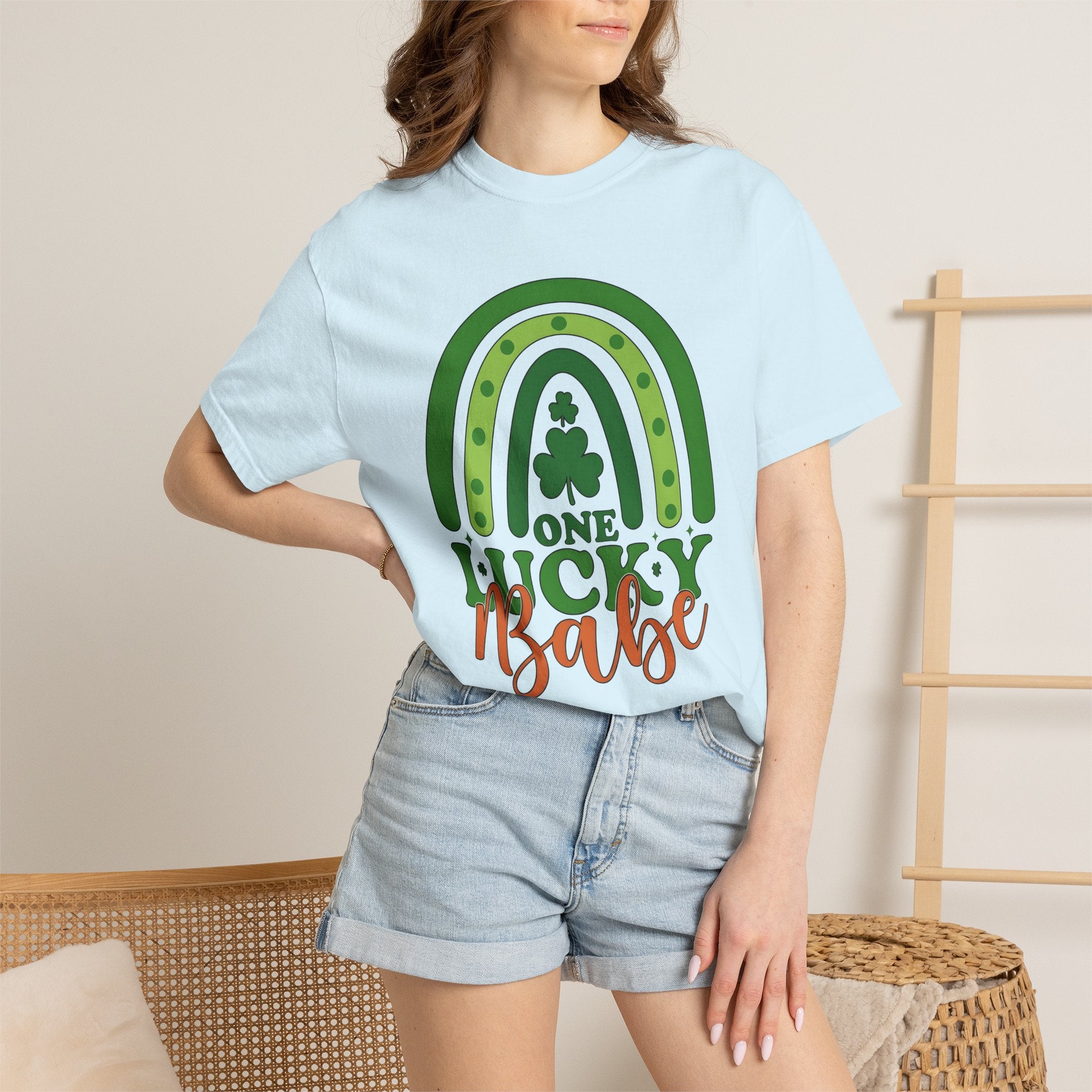 Shamrock Rainbow Shirt St Patrick's Day Holiday Gift Women Bold Tee Rainbow T-Shirt St Patricks Fan Vintage Tshirt Celebration Graphic Retro