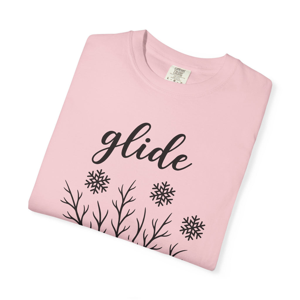 Skier Graphic Shirt Sports & Activities Winter Gift Women Silhouette Tee Snowboarder T-Shirt Athlete Enthusiast Outline Tshirt Frosty