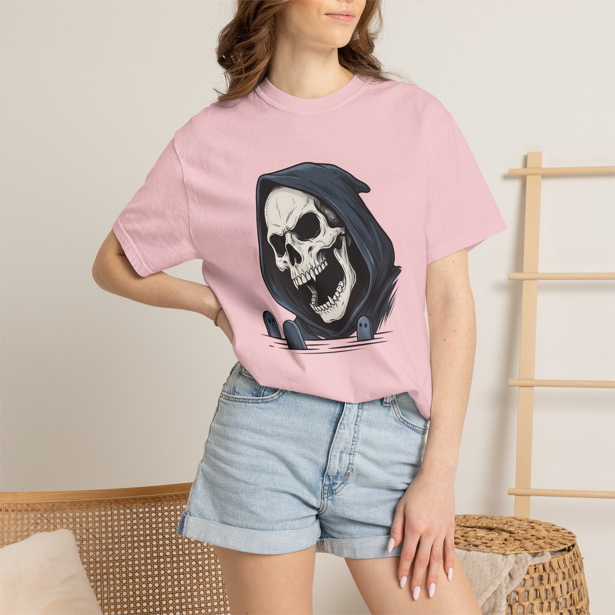 Grim Reaper Shirt Halloween Spooky Gift Women Tattoo Style Tee Death Harvester T-Shirt Horror Fan Dark Art Tshirt Creepy Graphic Gothic
