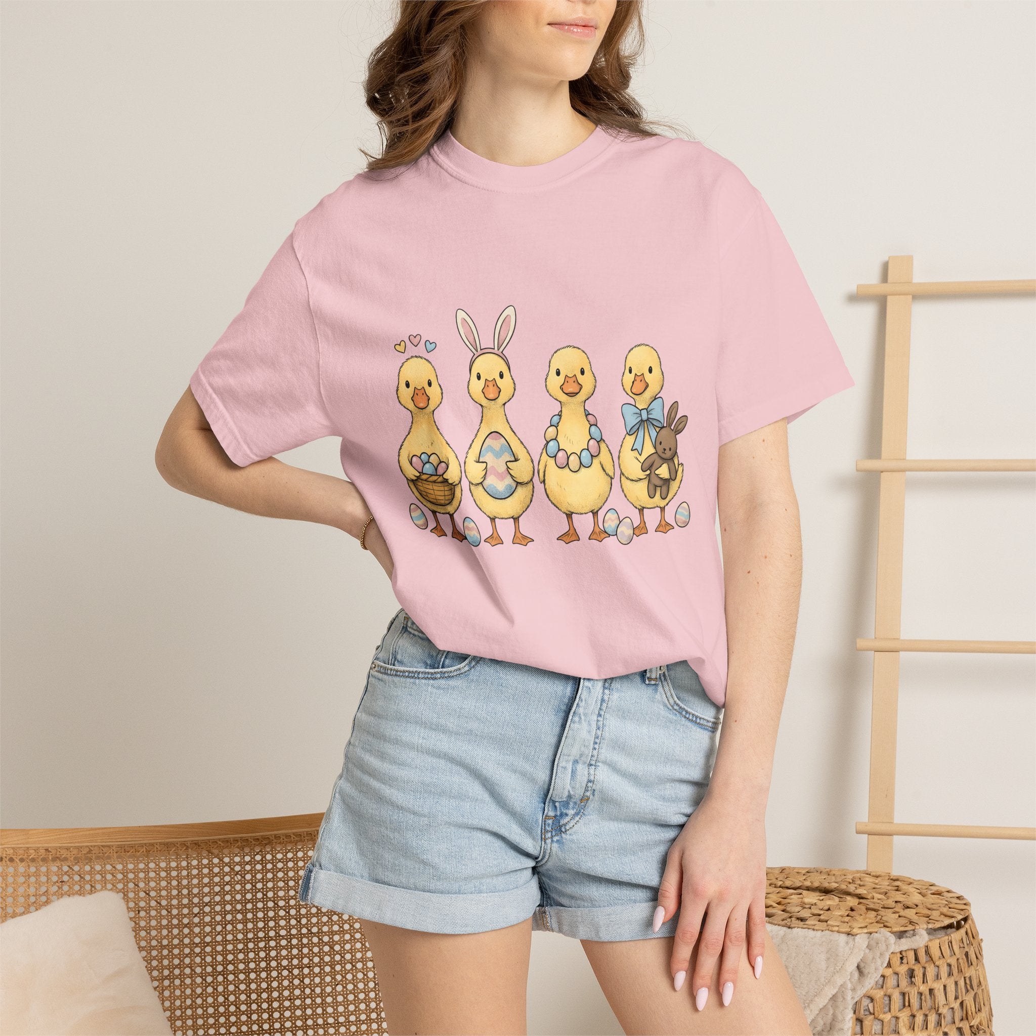 Baby Chicks Shirt Easter Wildlife Gift Women Kawaii Tee Chicks T-Shirt Easter Fan Chick Tshirt Animal Graphic Sketch Easter Eggs Tshirt