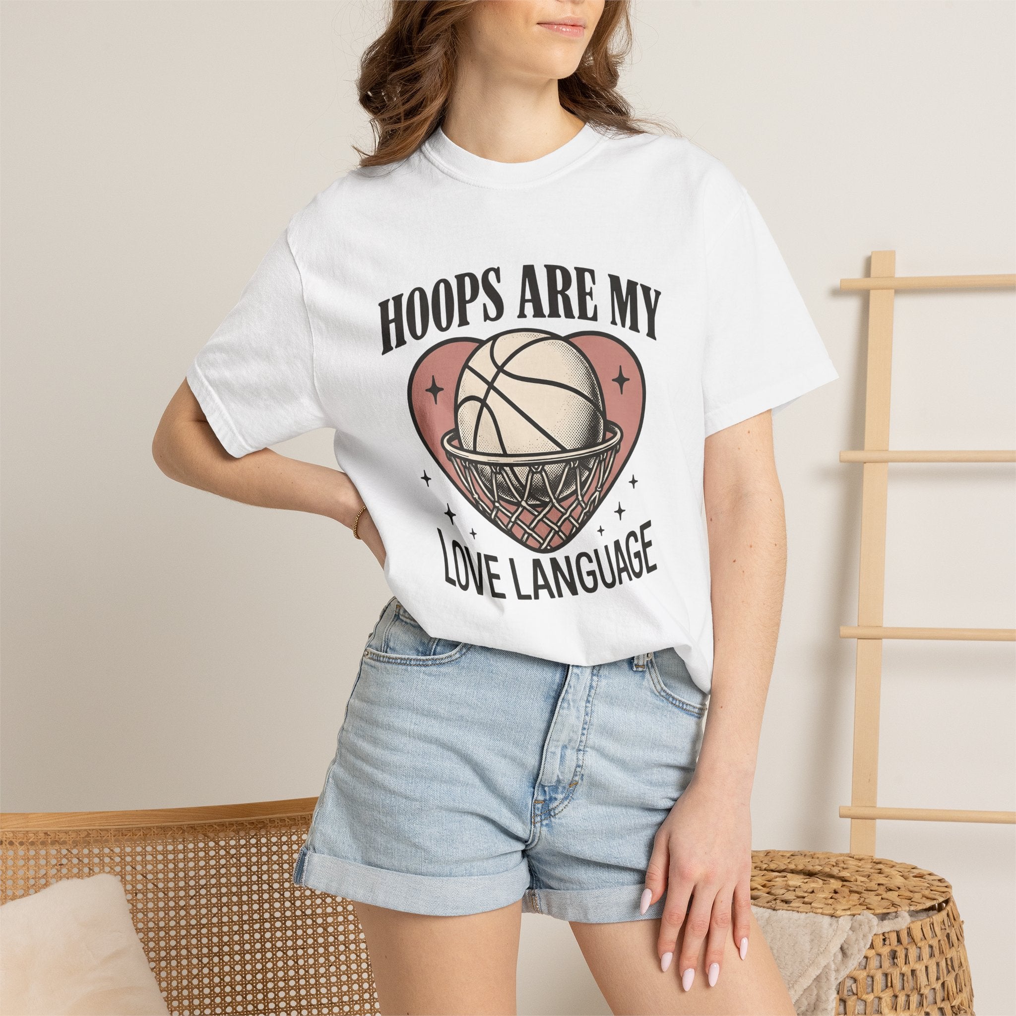 Basketball Net Shirt Sports Ball Game Gift Women Retro Tee Hoop T-Shirt Athlete Fan Basketball Graphic Hand Drawn Heart Shape Tshirt