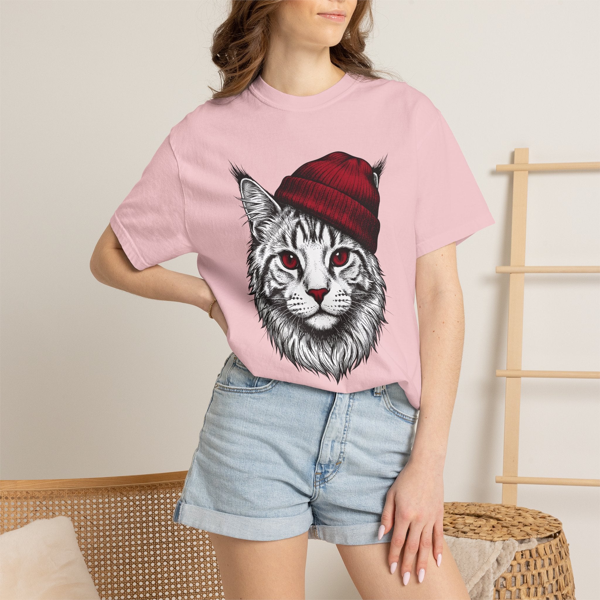 Feline Beanie Shirt Cat Apparel Gift Women Cartoon Tee Kitty T-Shirt Cat Fan Comic Tshirt Clothing Graphic Rustic Toque Tshirt
