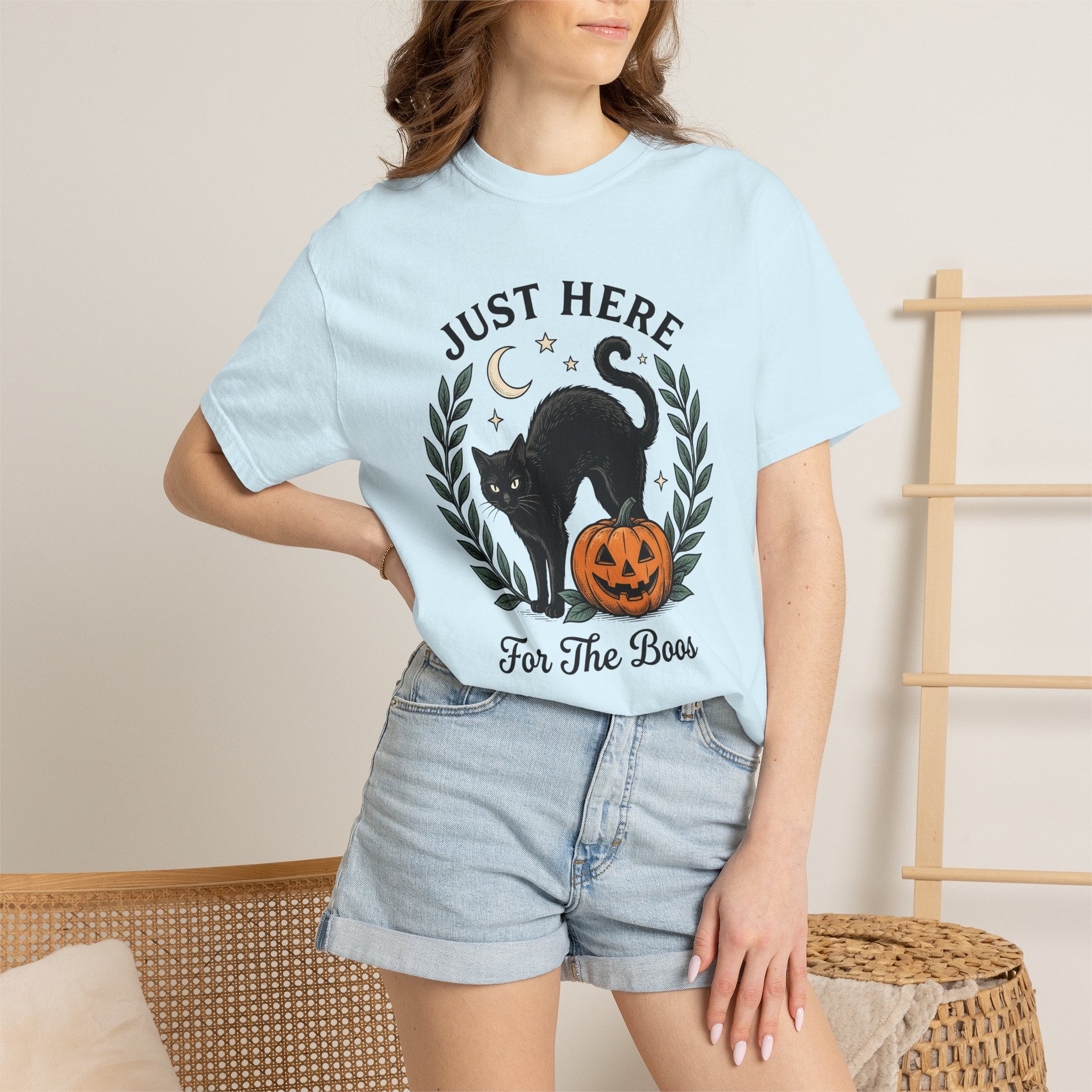 Black Cat Halloween Pumpkin Shirt Halloween Animal Gift Women Classic Tee Cat T-Shirt Horror Fan Retro Tshirt Kitty Graphic Doodle Twinkles