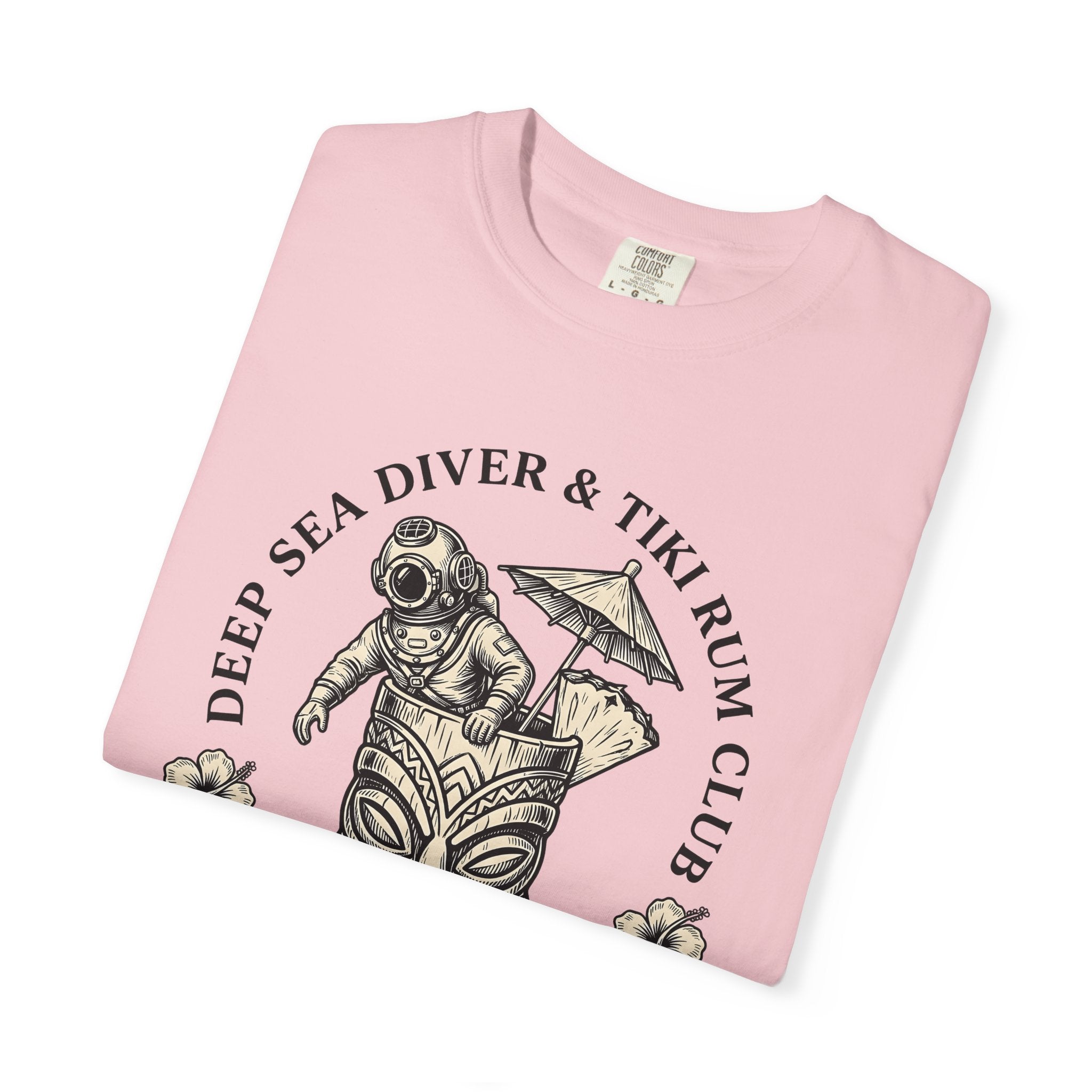 Tiki Mug Diver Shirt Drinks Tropical Gift Women Vintage Tee Scuba Diver T-Shirt Cocktail Fan Retro Tshirt Island Graphic Hand Drawn Hibiscus