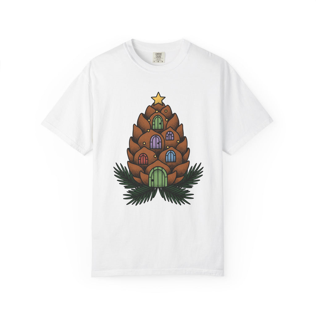 Pinecone House Shirt Christmas Woodland Gift Women Whimsical Tee Pinecone T-Shirt Winter Fan Fantasy Graphic Tshirt Hand Drawn Star Tshirt