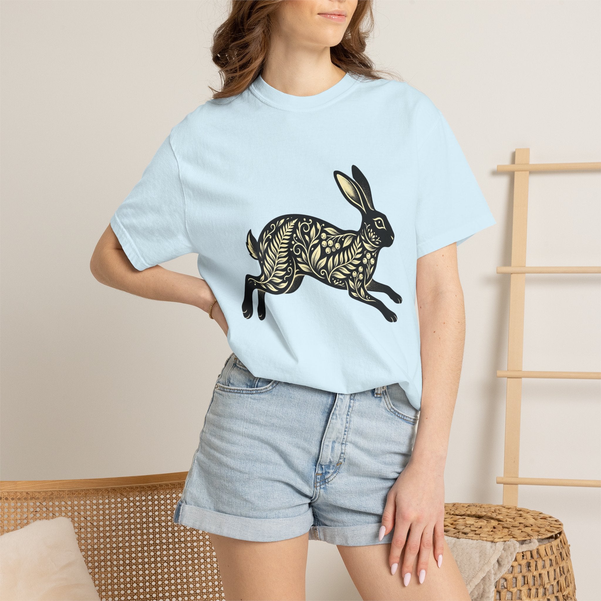 Floral Bunny Shirt Easter Animal Gift Women Folk Art Tee Rabbit T-Shirt Easter Fan Bunny Tshirt Naive Art Graphic Vintage Botanical Tshirt