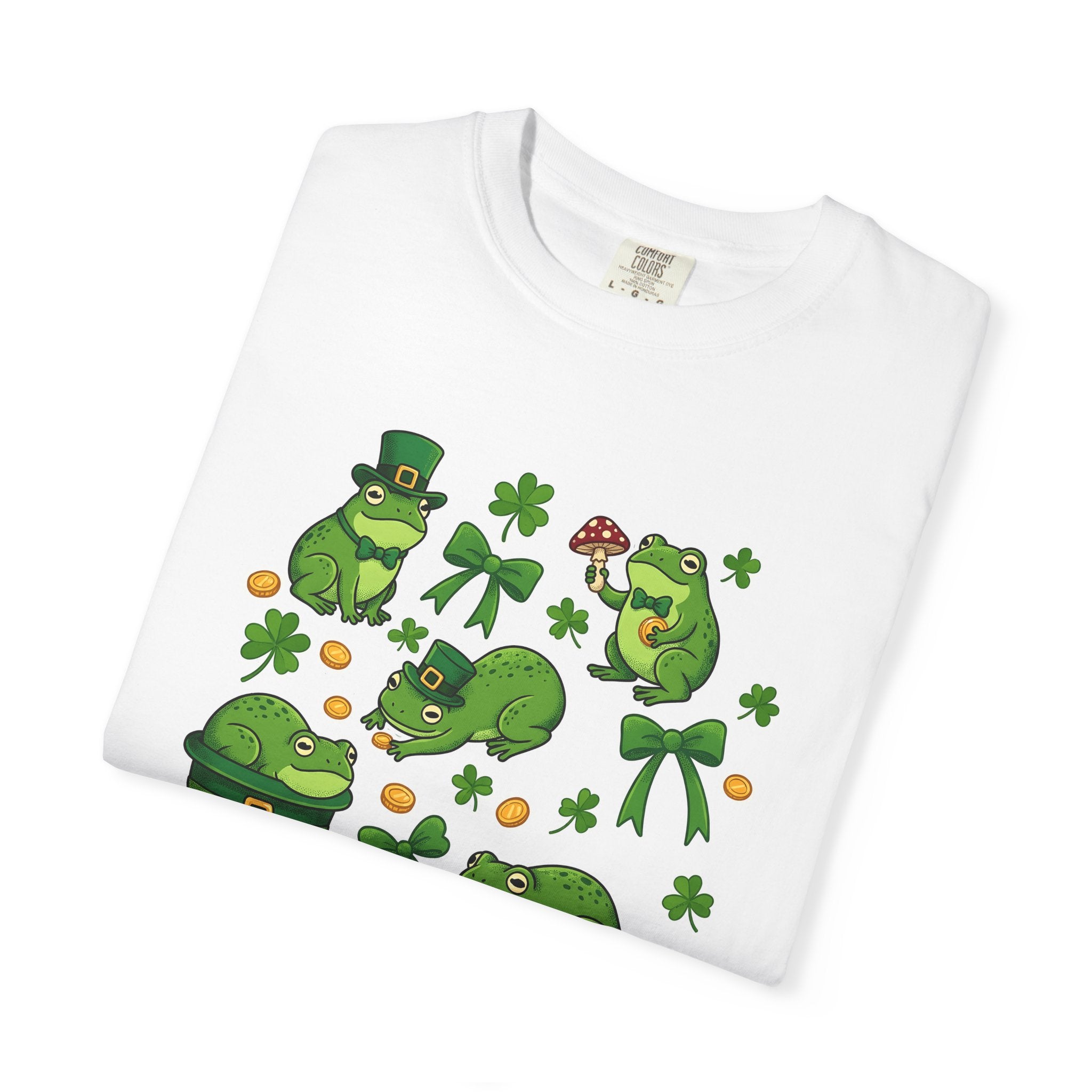 Frog Illustration Shirt St Patrick's Day Wildlife Gift Women Cute Tee Toad T-Shirt Luck Fan Kawaii Tshirt Animal Graphic Comic Clover Tshirt