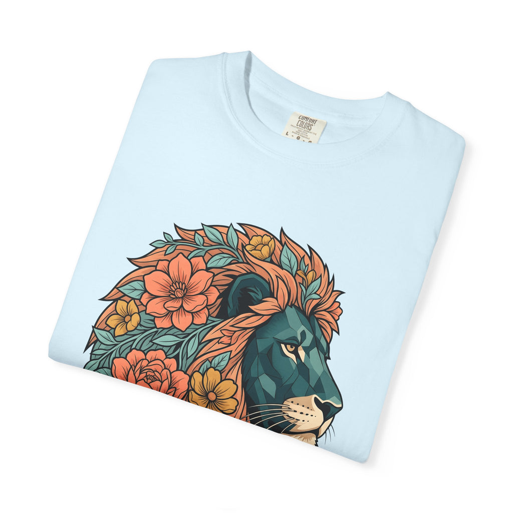 Lion Flower Shirt Animals & Flowers Nature Gift Women Traditional Tattoo Tee Lion T-Shirt Wildlife Fan Classic Tattoo Tshirt Earth Graphic