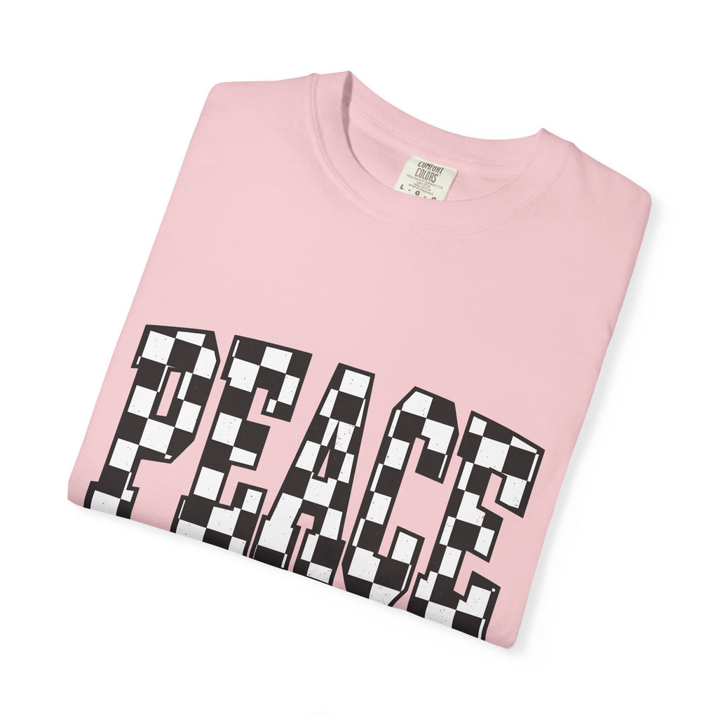 Checkered Text Shirt Peace Inspirational Gift Women Bold Tee Plaid T-Shirt Harmony Fan Graphic Design Minimalist Retro Pattern Tshirt