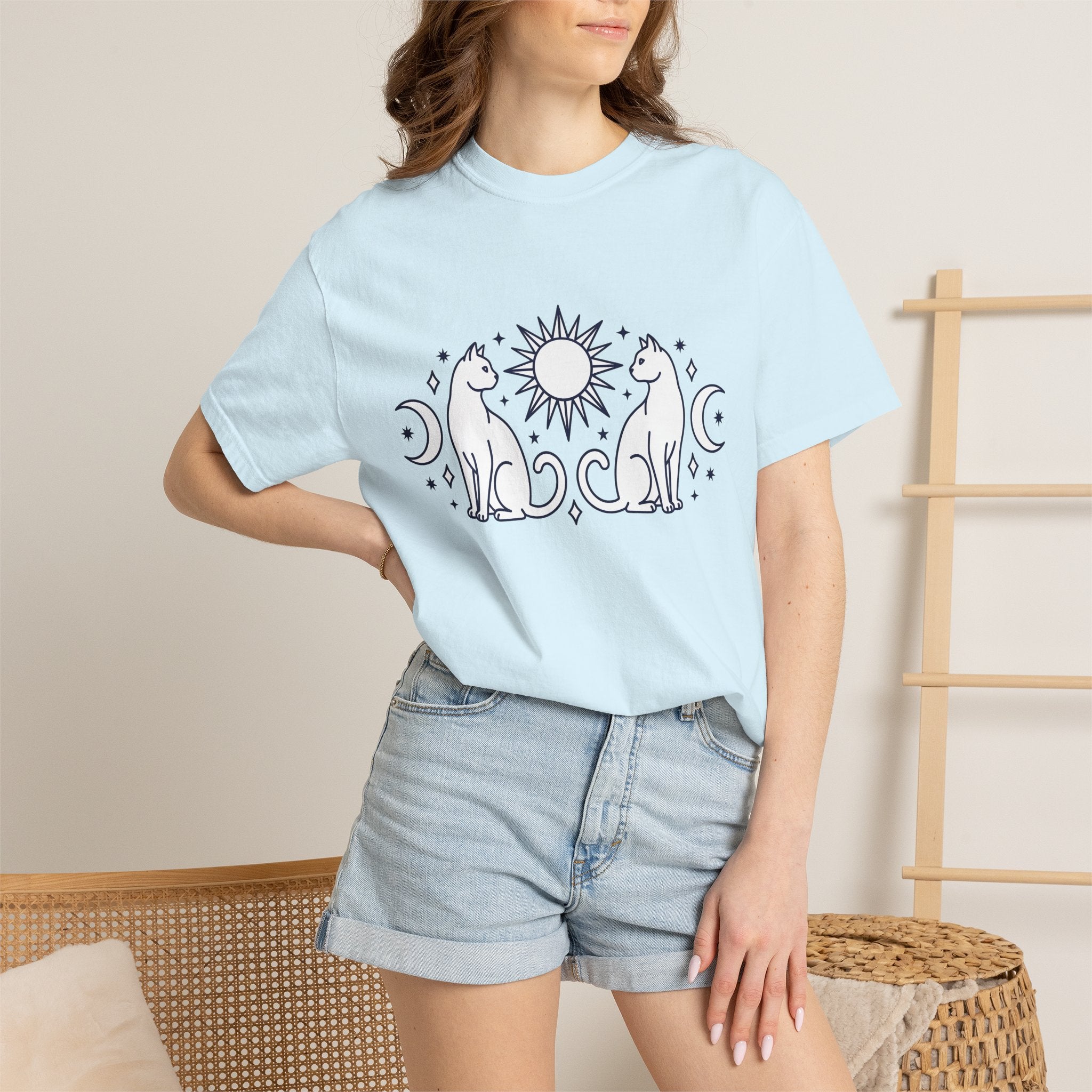 Magical Cats Shirt Cat Astrology Gift Women Outline Tee Kitties T-Shirt Cat Fan Feline Tshirt Zodiac Graphic Clean Crescent Moon Tshirt