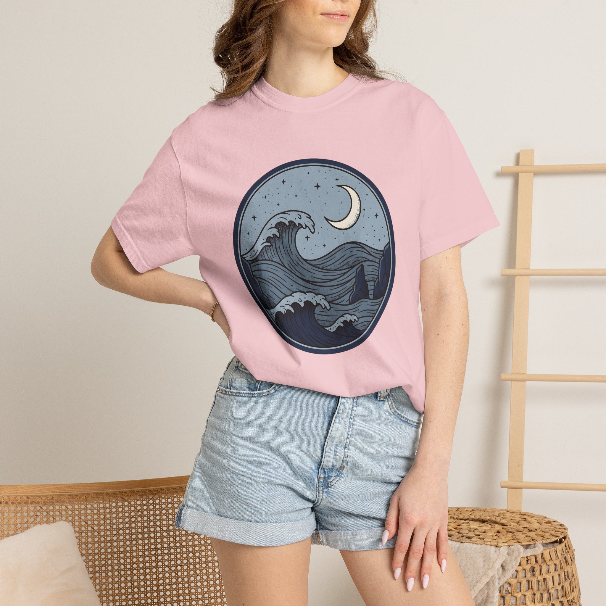 Coastal Waves Shirt Ocean Space Gift Women Rustic Tee Surf T-Shirt Sea Fan Vintage Tshirt Galaxy Graphic Traditional Moon Phase Tshirt