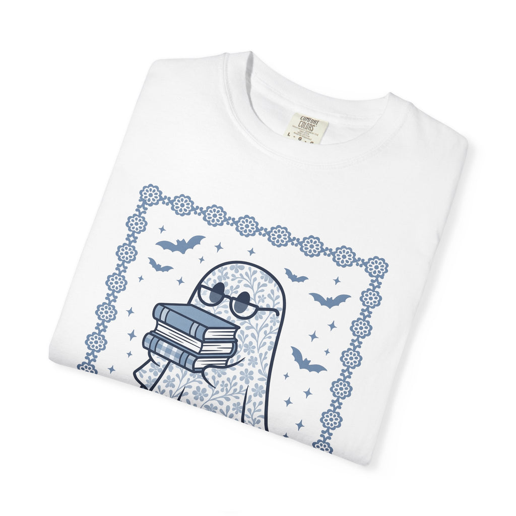 Ghost Books Shirt Librarian Halloween Gift Women Floral Graphic Tee Book T-Shirt Library Enthusiast Illustrated Graphic Spooky Illustration