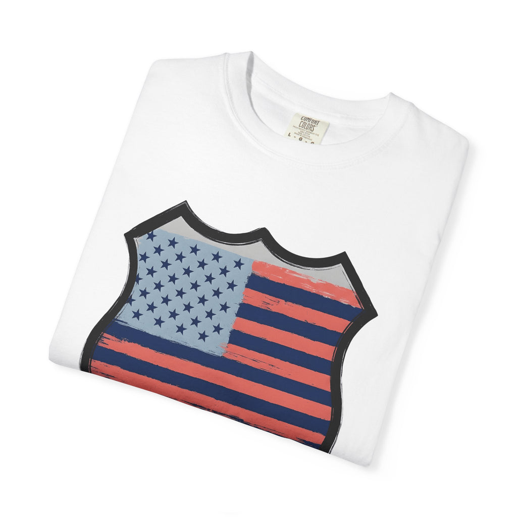 American Flag Badge Shirt America Patriotic Gift Women Distressed Tee Badge T-Shirt American Fan Patriotic Graphic Vintage Stars Tshirt