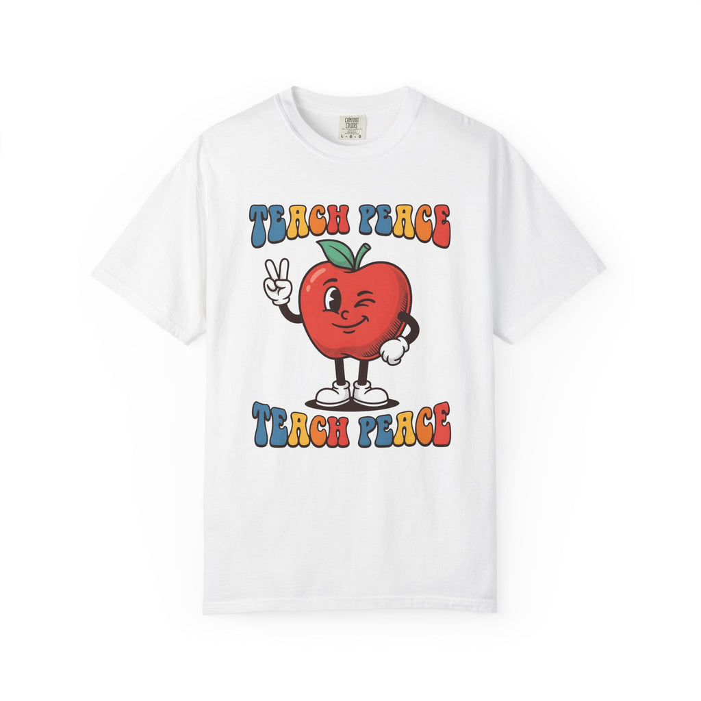 Winking Fruit Character Shirt Teachers Education Gift Women Doodle Tee Fruit Character T-Shirt Educator Enthusiast Cartoon Tshirt Learning