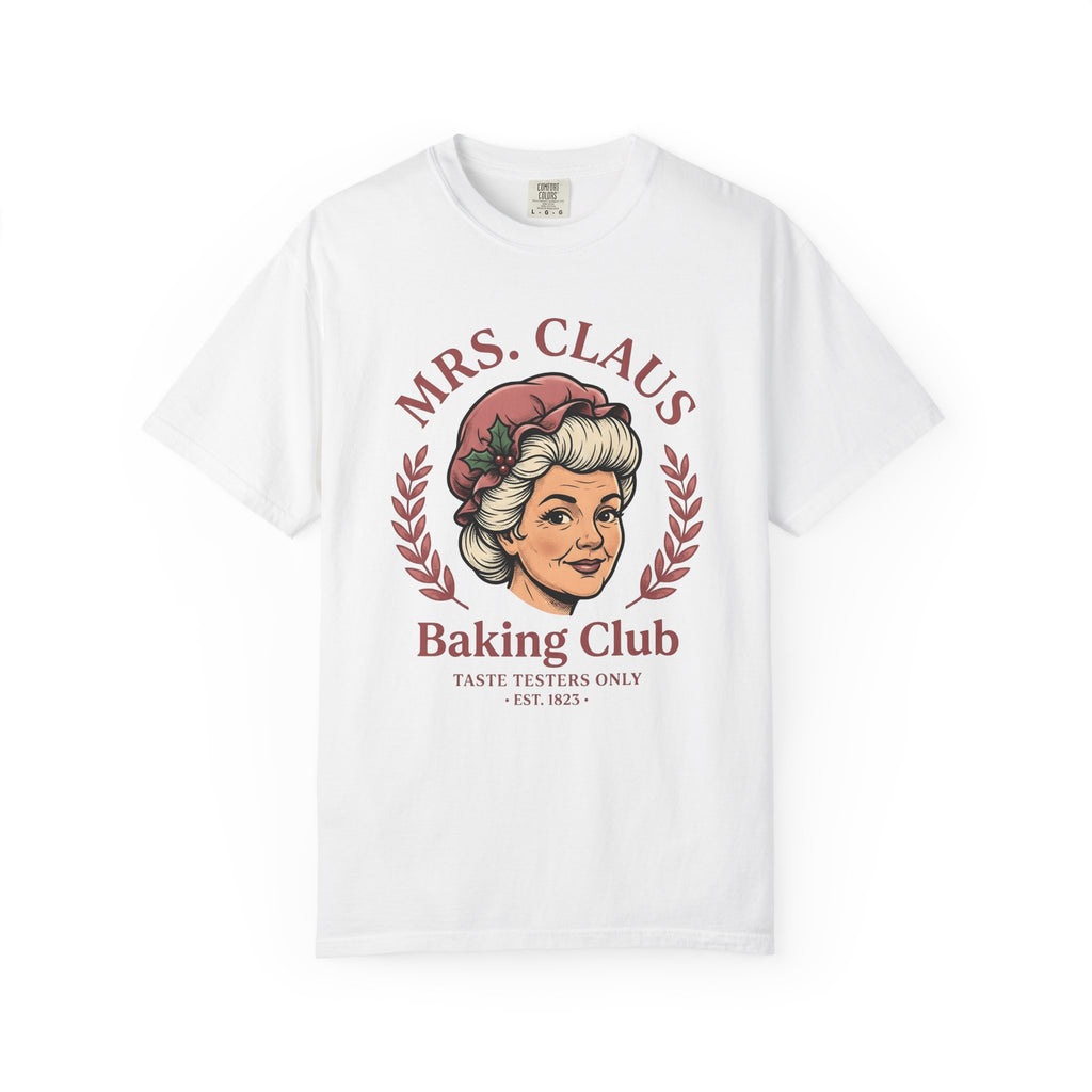 Mrs Claus Shirt Christmas Sweets Gift Women Hand Drawn Tee Santa Claus T-Shirt Xmas Fan Christmas Illustration Design Traditional Winter