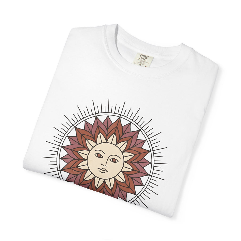 Sun Face Shirt Boho Chic Zodiac Gift Women Hand Drawn Tee Sun T-Shirt Hippie Fan Illustrated Tshirt Astrology Graphic Mandala Stones Tshirt