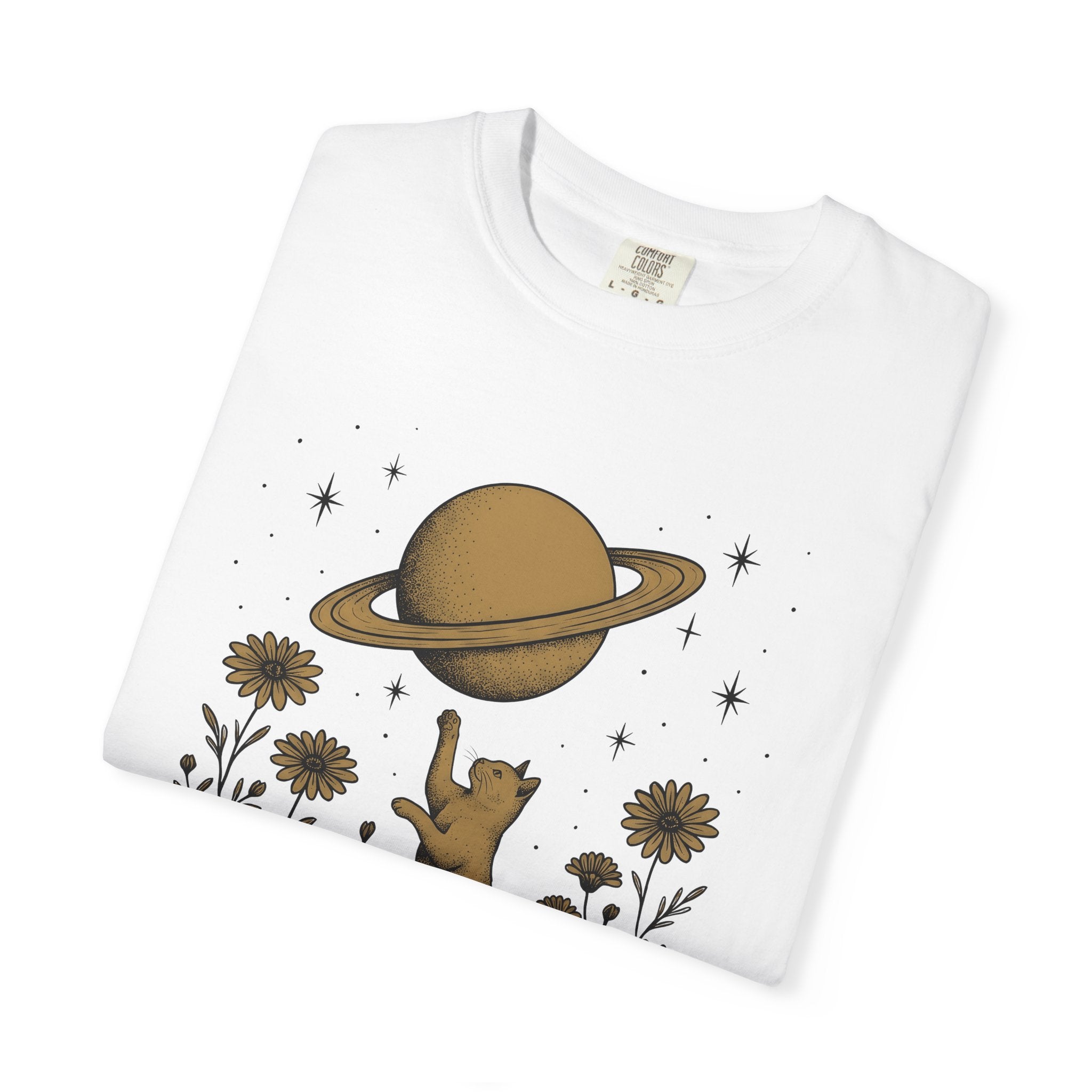 Kitten Galaxy Shirt Cat Astrology Gift Women Hippie Tee Galaxy T-Shirt Cat Fan Cosmic Tshirt Zodiac Graphic Retro Blossoms Tshirt