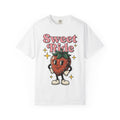 Strawberry Character Shirt Cute Fruit Gift Women Cartoon Tee Berry T-Shirt Adorable Fan Kawaii Tshirt Fruit Graphic Retro Stars Tshirt