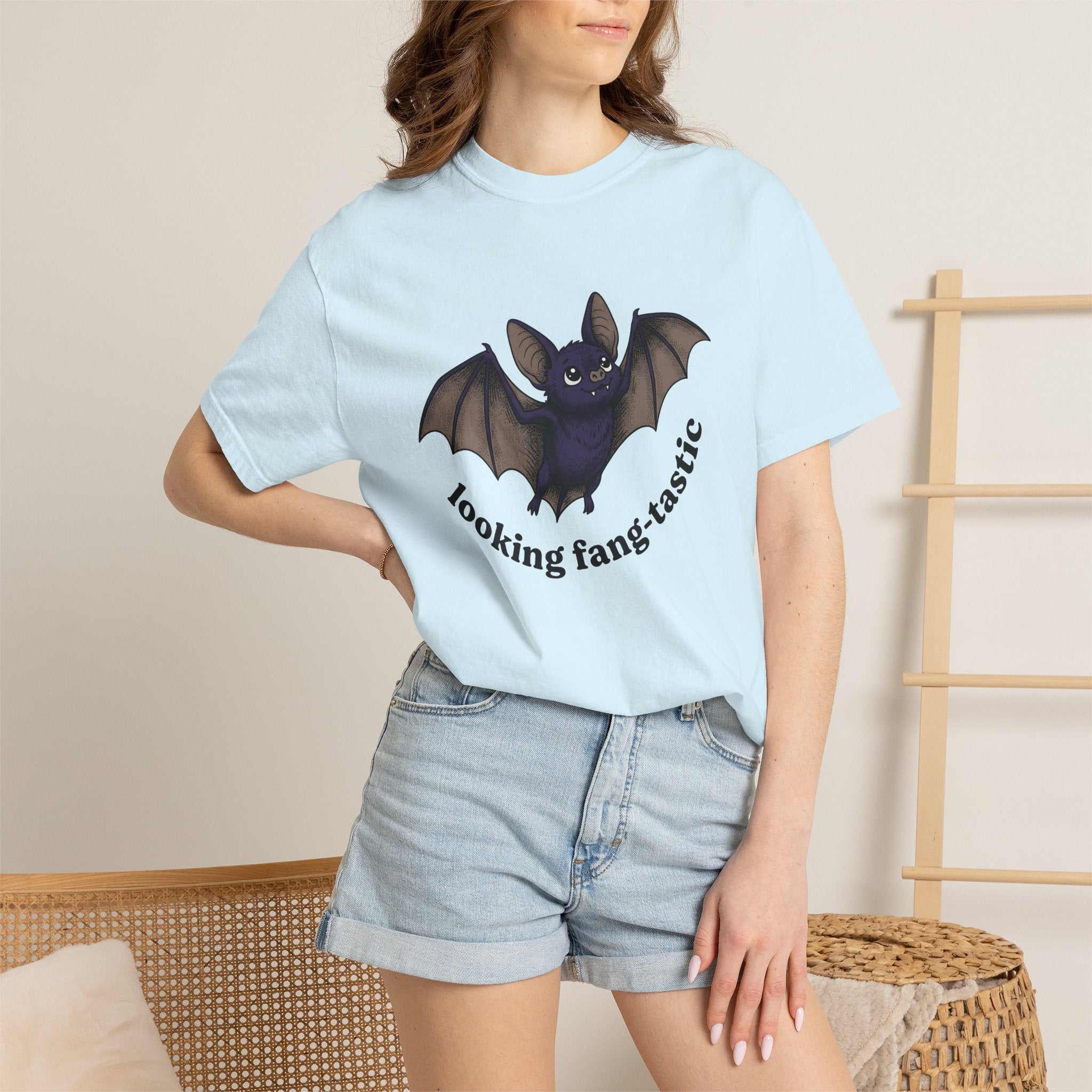 Cute Bat Shirt Funny Animal Gift Women Cartoon Tee Bat T-Shirt Humor Fan Comic Tshirt Creature Graphic Hand Drawn Wings Tshirt