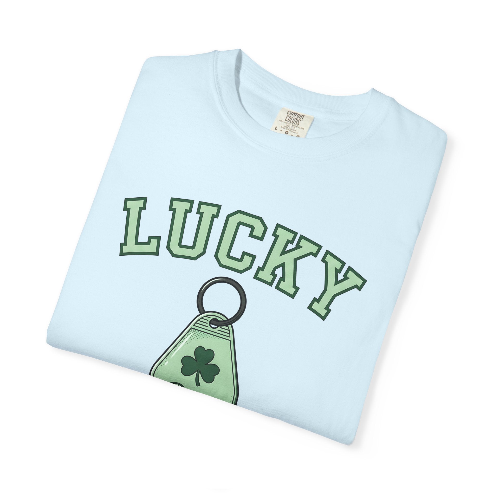 Shamrock Keychain Shirt St Patrick's Day Luck Gift Women Bold Graphic Tee Keychain Holder T-Shirt Irish Fan Graphic Design Lucky Graphic