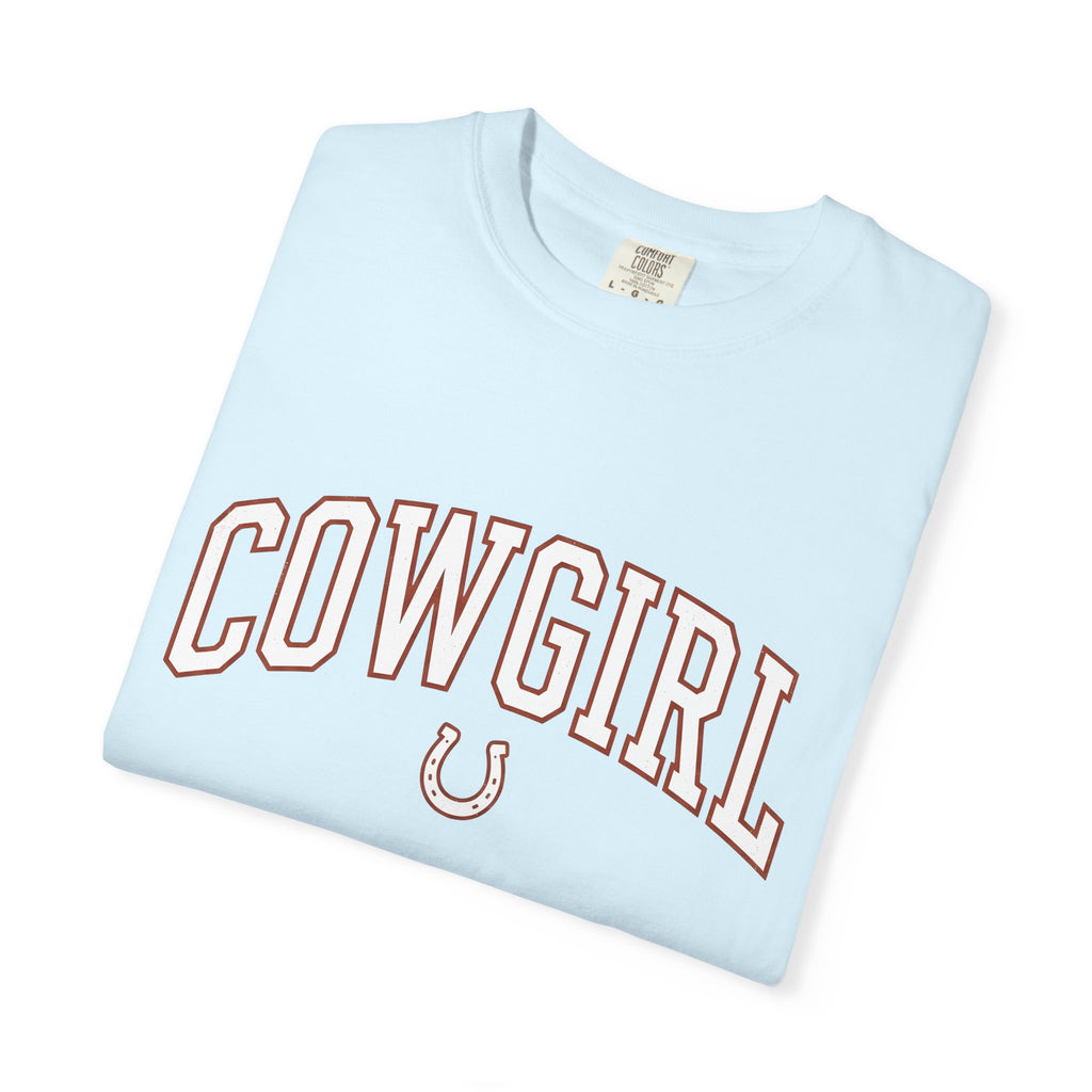 Varsity Font Shirt Cowgirl Western Gift Women Antique Tee Lettering T-Shirt Rodeo Fan Vintage Tshirt Country Graphic Traditional Horseshoe
