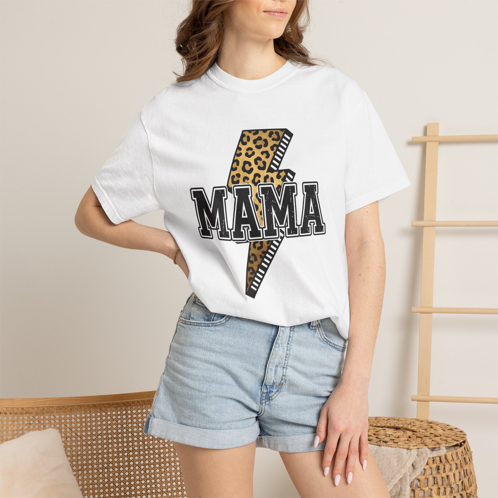 Spotted Lightning Strike Shirt Moms Fauna Gift Women Graphic Tee Lightning Bolt T-Shirt Motherhood Fan Graphic Tshirt Wildlife Illustration