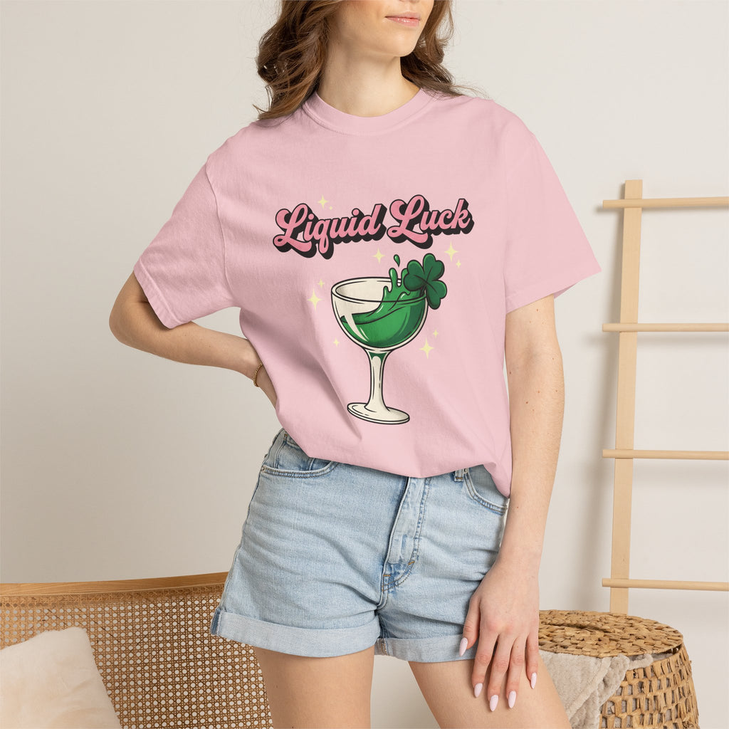 Cocktail Glass Shirt St Patrick's Day Drinking Gift Women Bold Tee Glass T-Shirt St Patricks Fan Vintage Tshirt Boozy Graphic Retro Shamrock