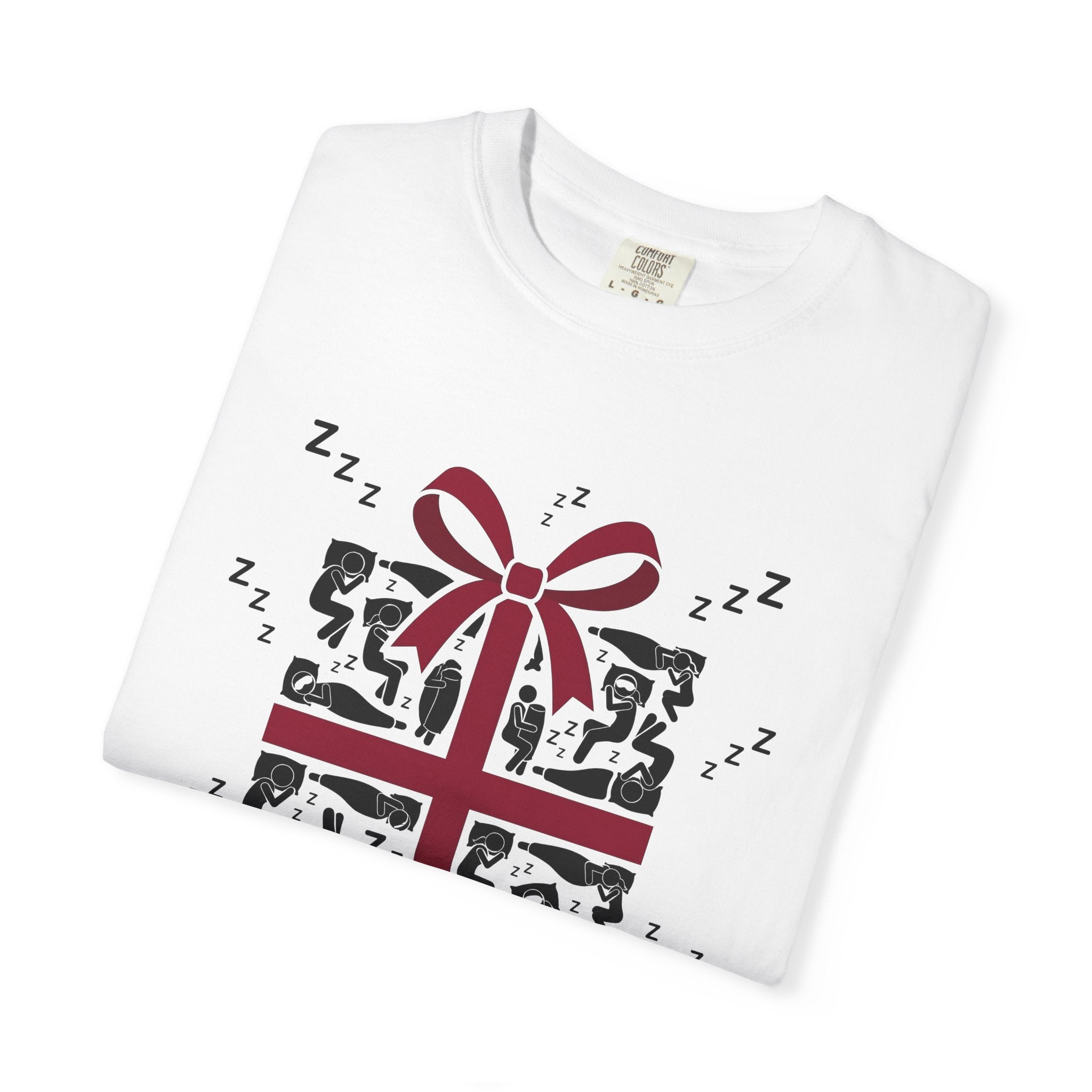 Gift Box Graphic Shirt Moms Humor Gift Women Minimalist Tee Present T-Shirt Mother Fan Simple Tshirt Funny Illustration Modern Sleeping
